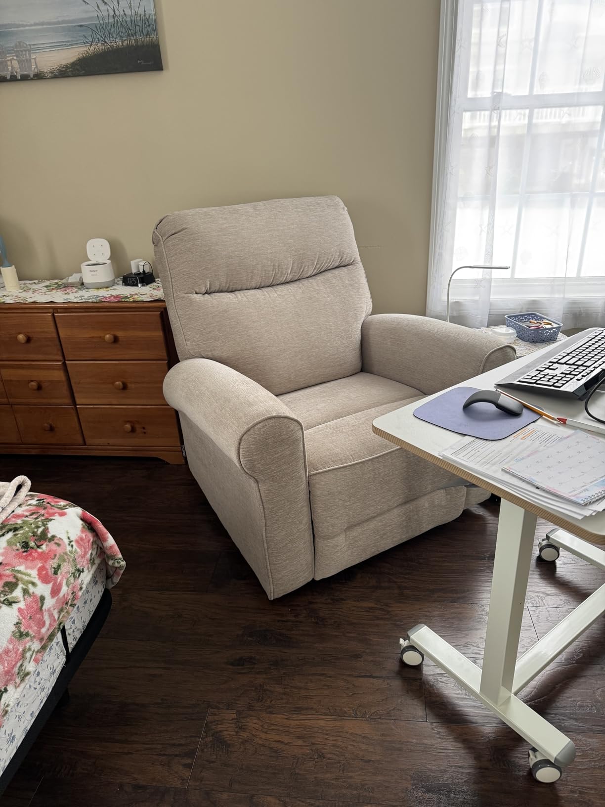 MCombo Wall Hugger Power Recliner Chair, Extra Wide 24