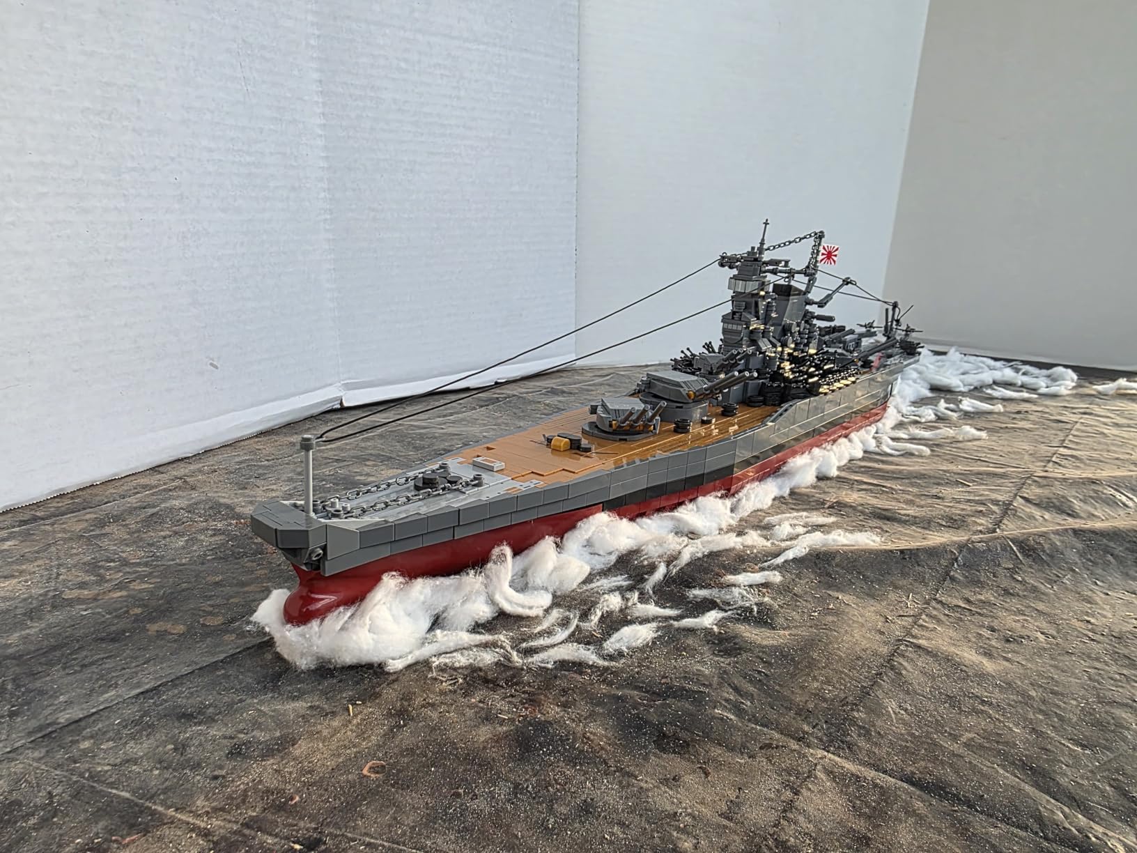MISINI M7001 1:300 Japanese Yamato Battleship Building Blocks Set, 2569 Pieces WWII Navy Ship MOC Toy customer photo 1