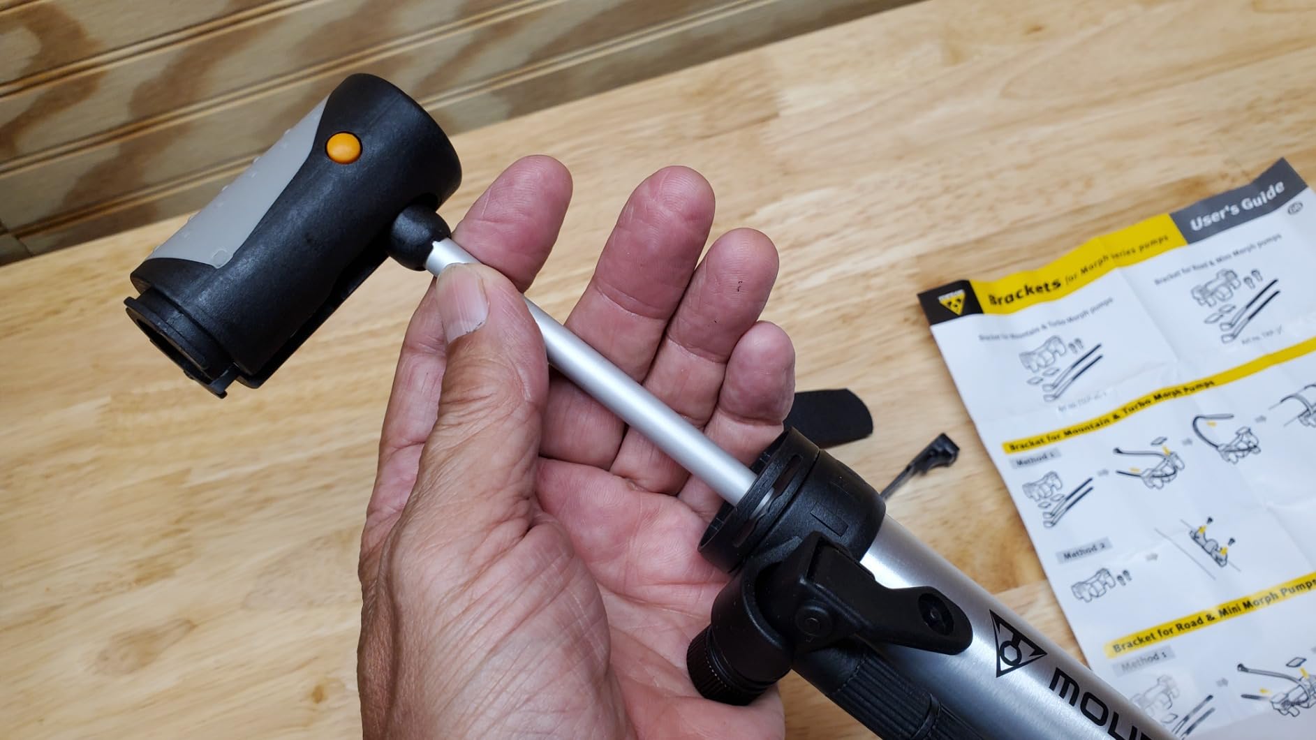 Topeak Mountain Morph Bike Pump – High-Volume Portable Floor Pump for MTB & Gravel Bikes, 160 Psi / 11 Bar Pressure Capacity, Butted Aluminum Barrel, Fold-Out Foot Pad & Flexible Hose customer photo 1