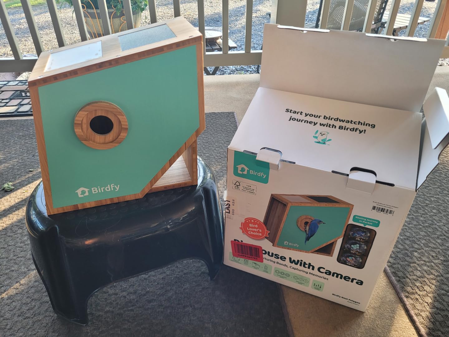 Birdfy Smart Bird House with Camera | Lifetime AI Identify | Auto-Record Nesting Stages & Alerts | Remote Control | Night Vision | Battery & Solar Outdoor-Ready, Ideal For Nesting Watching Enthusiasts customer photo 1