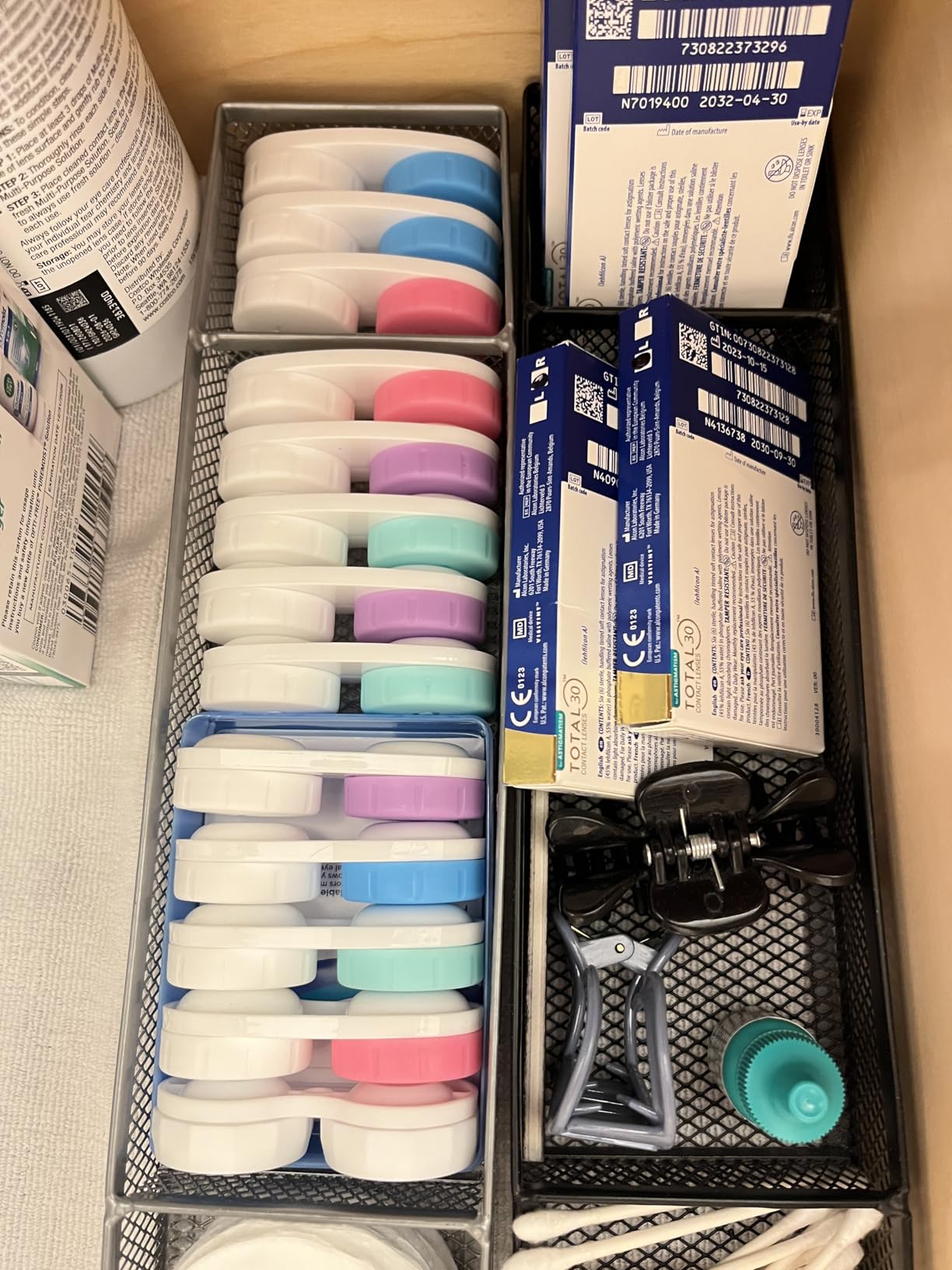 12PCS Contact Lens Case, Colorful Contact Lens Box Left/Right Eyes Holder Container, Outdoor Mini Contact Lens Soak Storage Kit for Travel&Home. customer photo 2