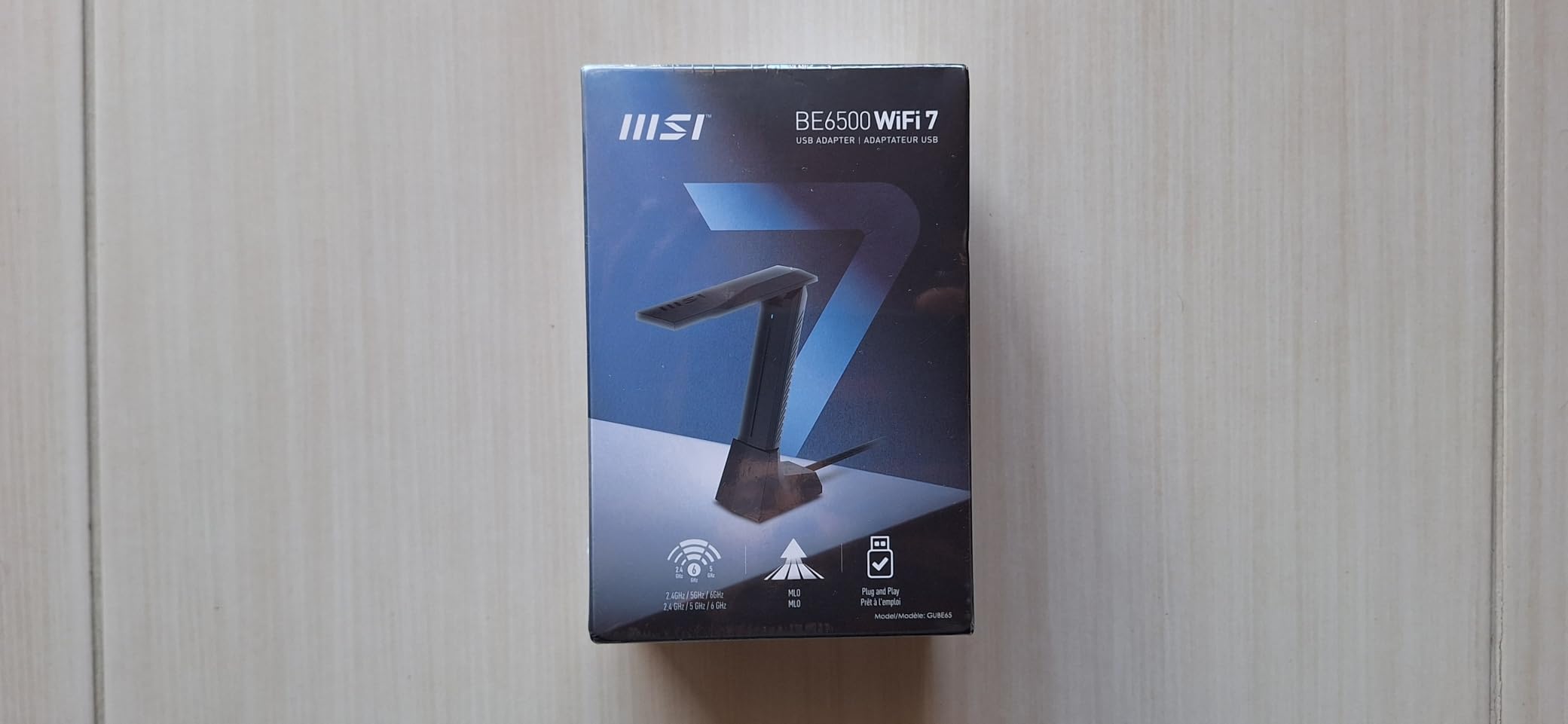 MSI BE6500 WiFi 7 USB Adapter - WLAN up to 2880 Mbps (6GHz, 5GHz, 2.4GHz Wireless), USB 3.2 Gen 1, MU-MIMO, 2X High-Gain Tri-Band Antennas, Beamforming, WPA3 - Cradle Included customer photo 2