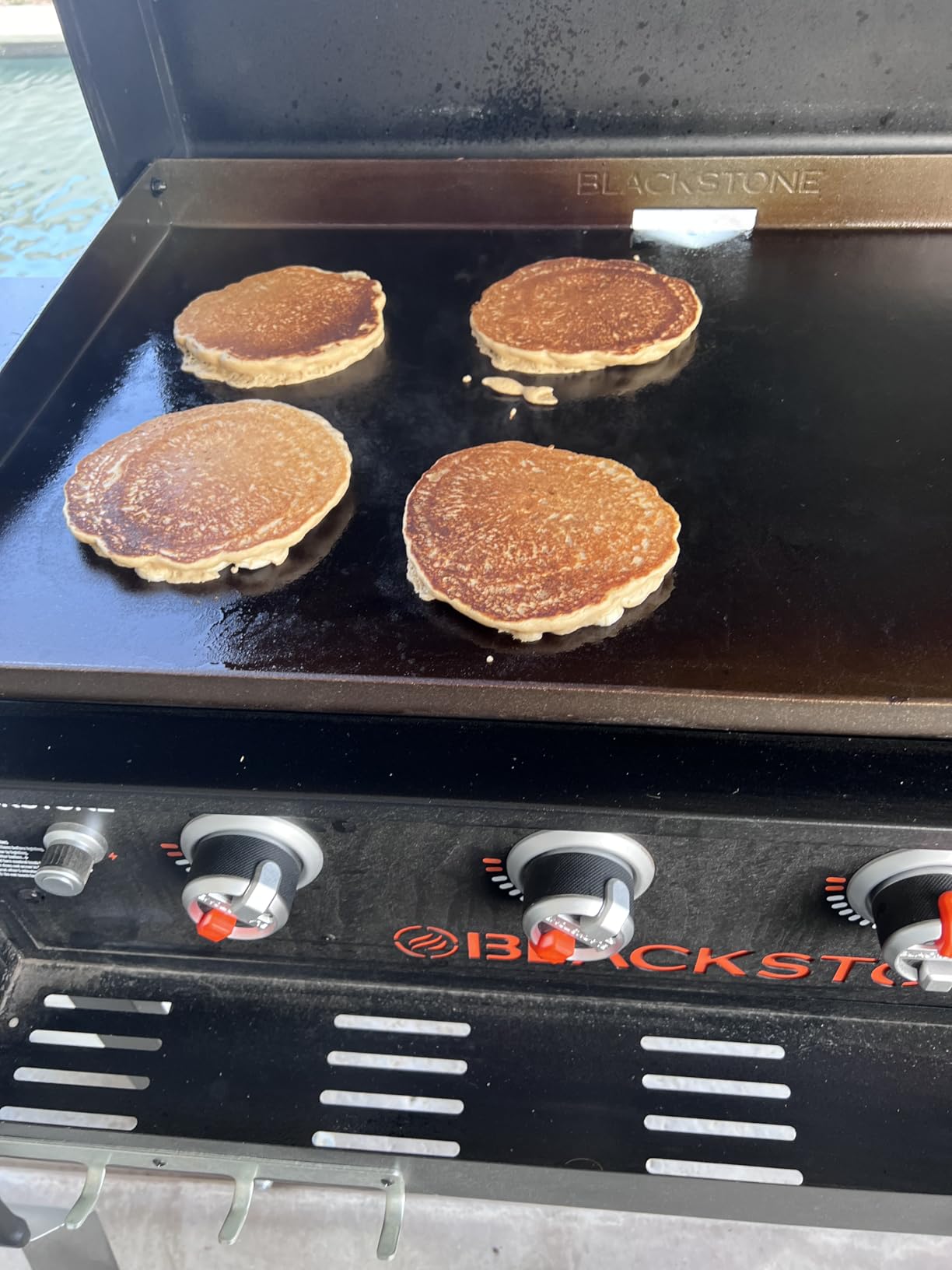Black Diamond Stoneworks Griddle Seasoning & Cast Iron Conditioner (8 oz) - Premium Oil & Wax Blend for Skillets, Griddles, Dutch Ovens & Flat Top Grills - Non-Stick Protection & Rust Prevention customer photo 2