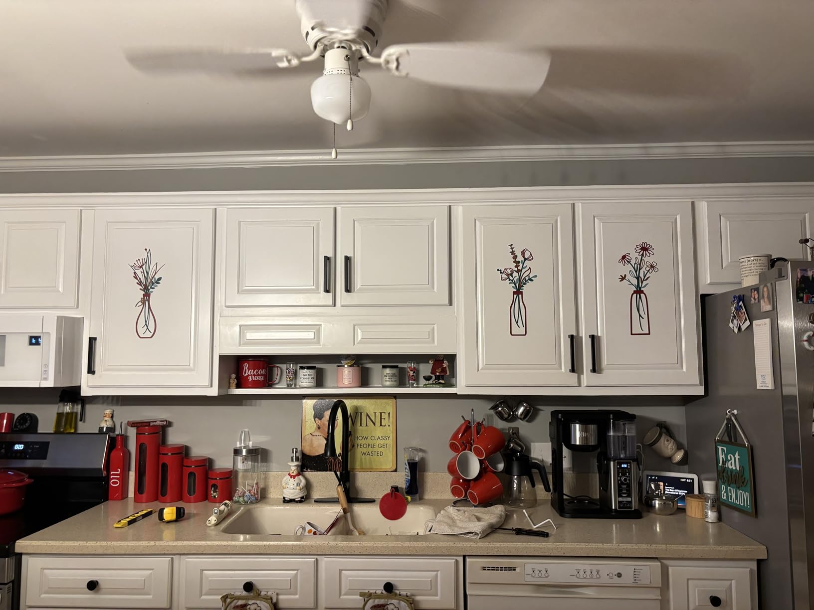 Pigort 3 Pieces Metal Flowers Wall Arts - Rustic Farmhouse Style Décor Metal Wall Art Black Minimalist Flower Natural Themed Wall Decors for Home Bedroom Dining Room Housewarming (Pink Beige) customer photo 2