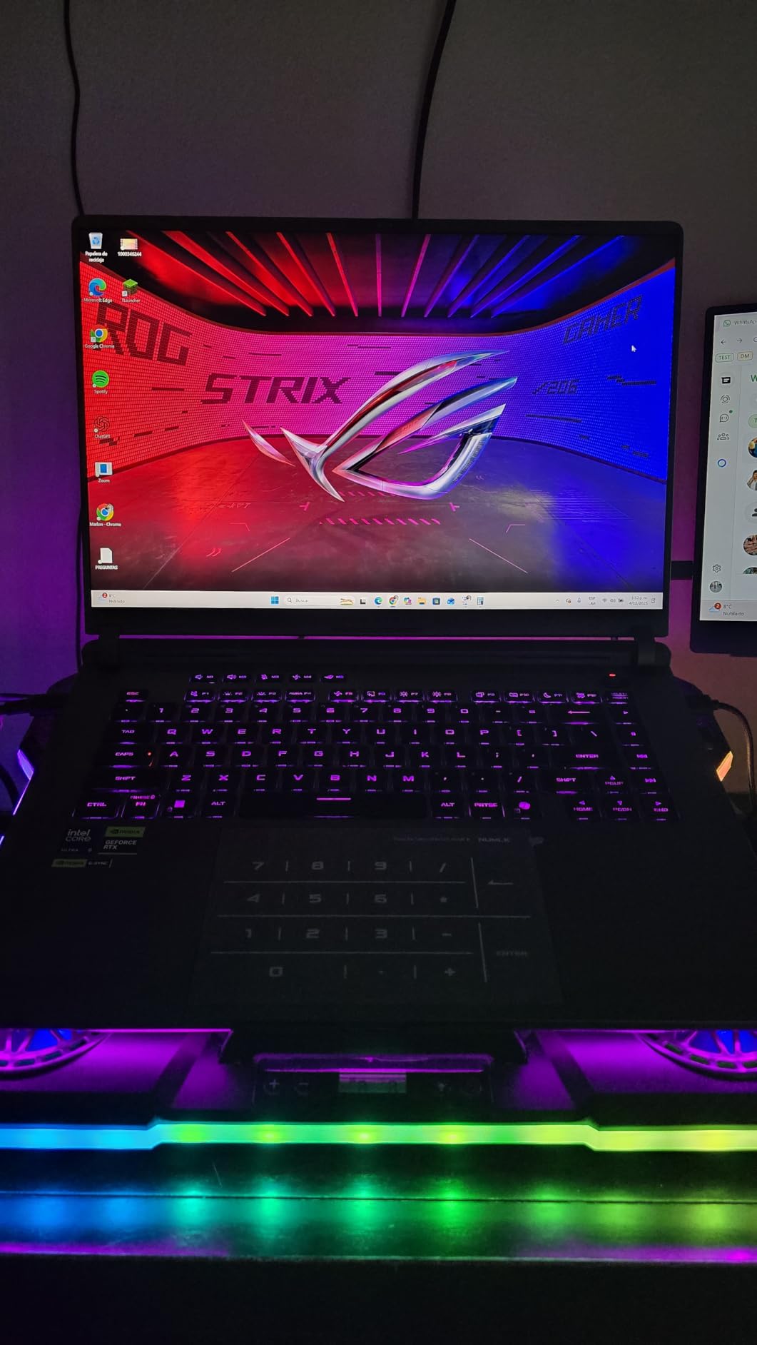 ROG Strix G16 (2025) Gaming Laptop, 16