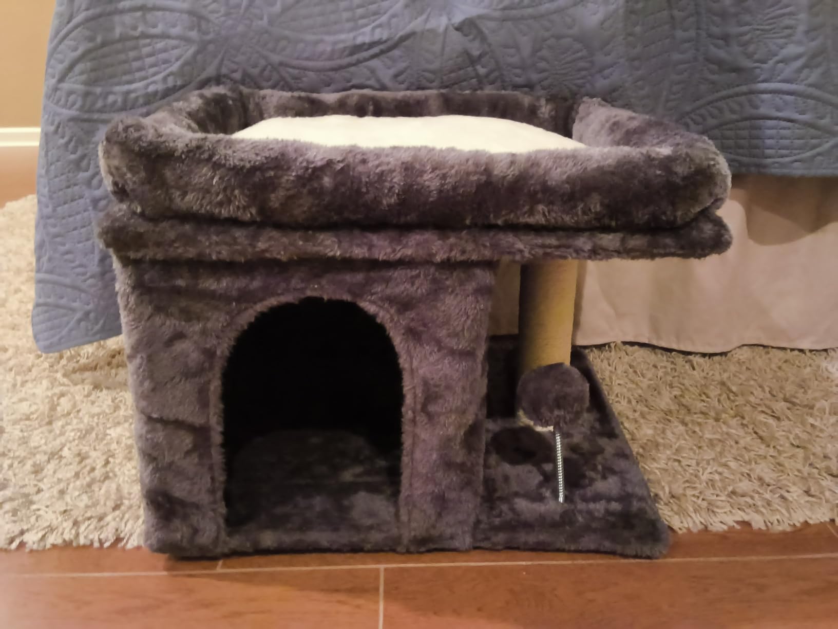 Aechonow XL Cat Tree Tower for Large Adult Cats 20 lbs+, 23x15.7 Perch Bed customer photo 1