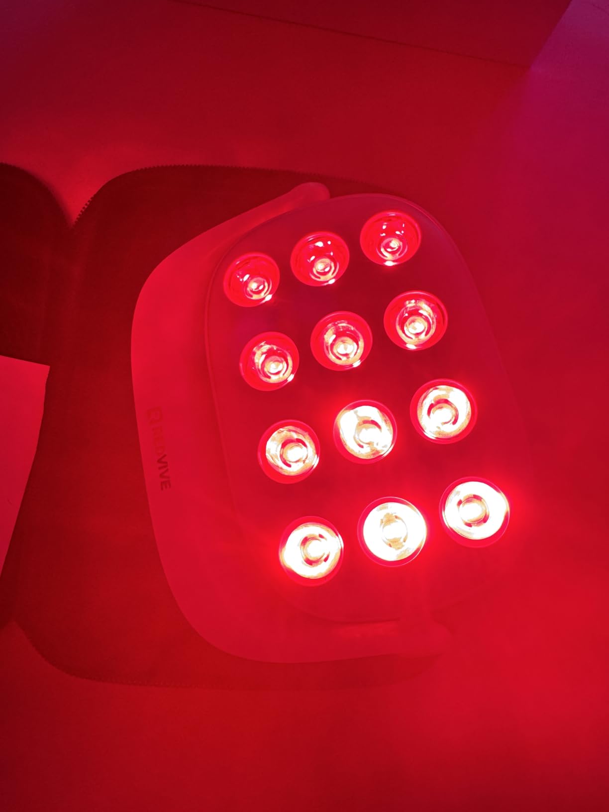 Red Light Therapy, Near Infrared 660nm 850nm Portable Red Light Therapy for Face and Body 4000mAh Battery Include Rotate 360 Degrees 12LEDS Dual Chip Device at Home Sport Yoga customer photo 1