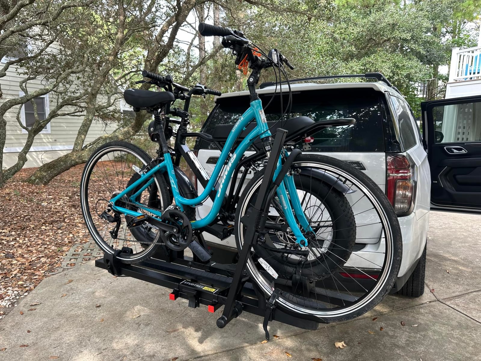 TrailV2 Plus Ebike Rack with Ramp 170 lb 2-Bike Rack Hitch Mount Heavy Duty customer photo 1