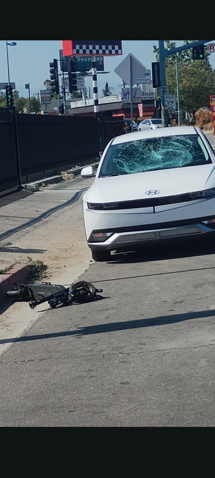 ECOROAD Electric Scooter for Adults 750W 25 MPH 30-35 Miles Long Range customer photo 2