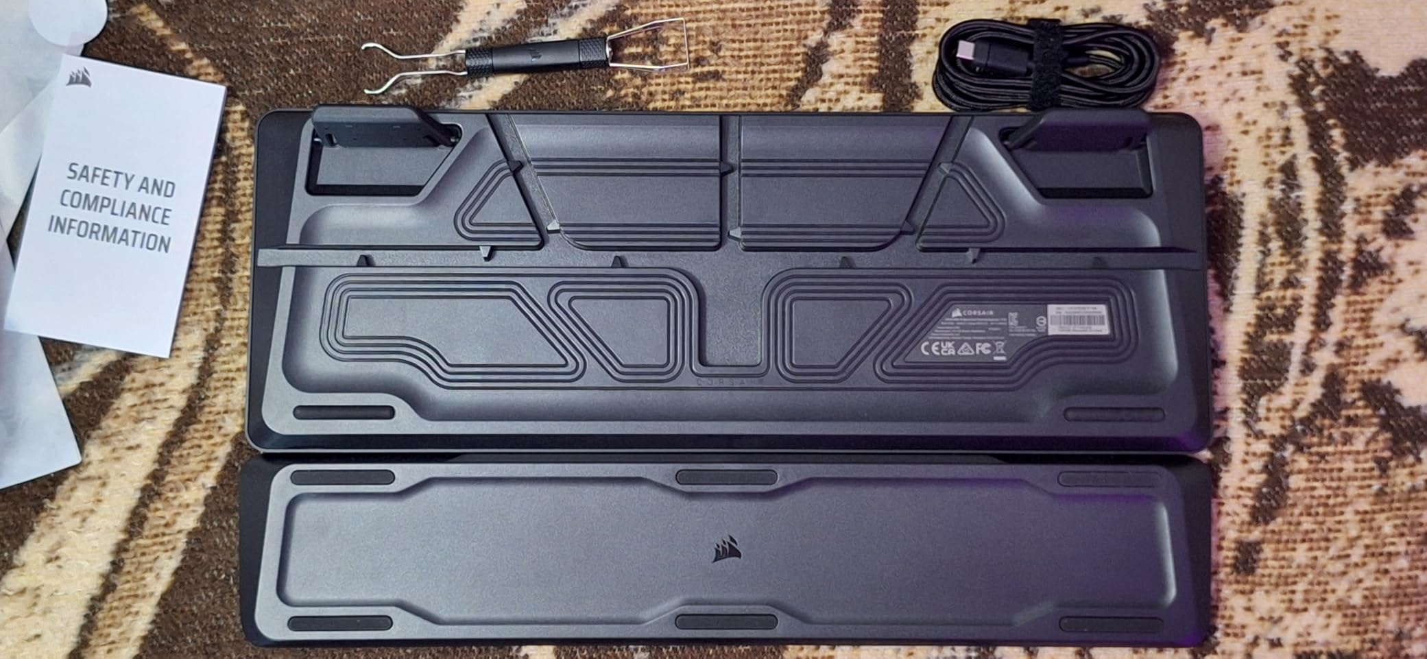 CORSAIR Vanguard 96 RGB Mechanical 96% Wired Gaming Keyboard – Black customer photo 1