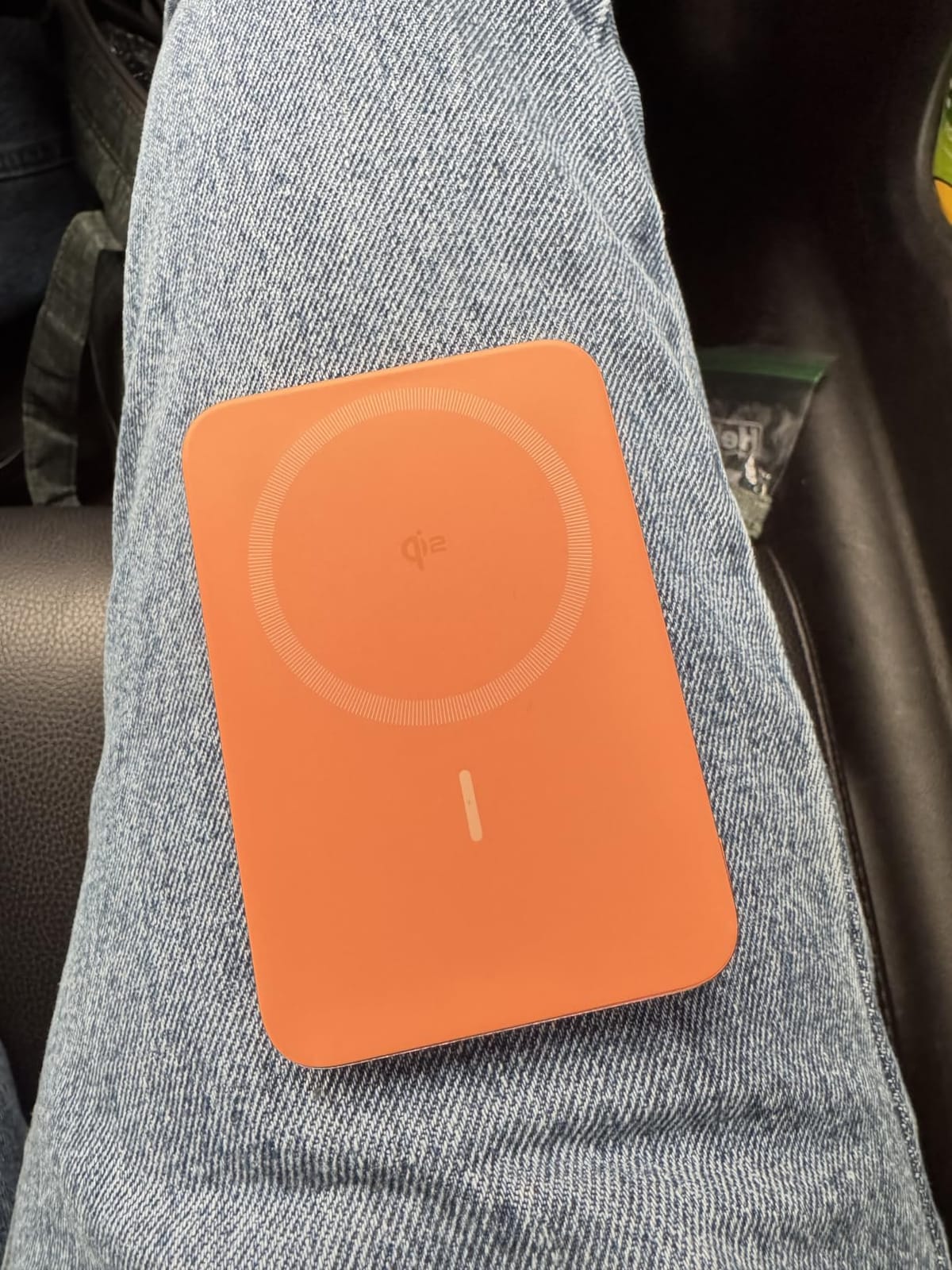 Anker Nano Magnetic Power Bank, 5,000mAh Qi2-Certified 15W Portable Charger customer photo 1