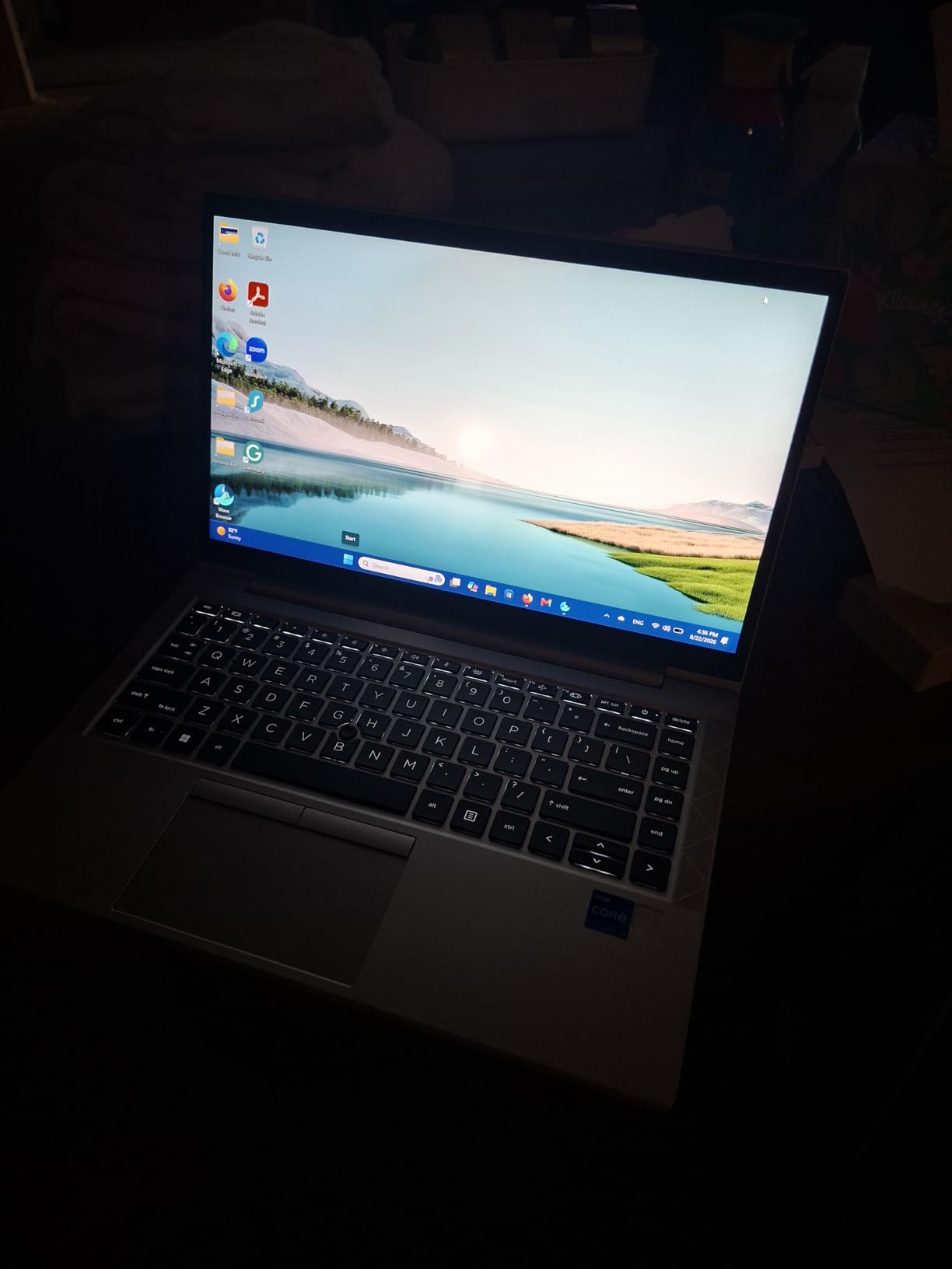 HP EliteBook 840 G8 Laptop, 14-inch FHD Display, Intel Core i5-1145G7, 16GB RAM, 512GB SSD, Backlit Keyboard, HDMI, Windows 11 Pro (Renewed) customer photo 1