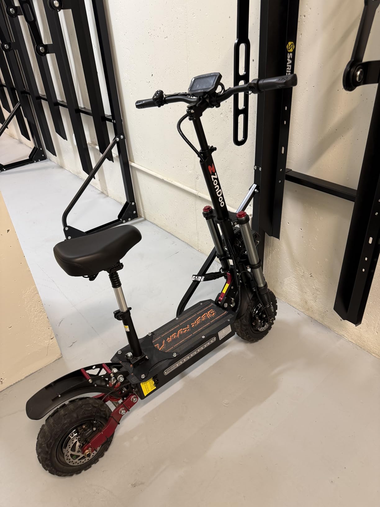 ZO03 Series 5600W-6000W Dual Motor Electric Scooter Adults Off-Road customer photo 2
