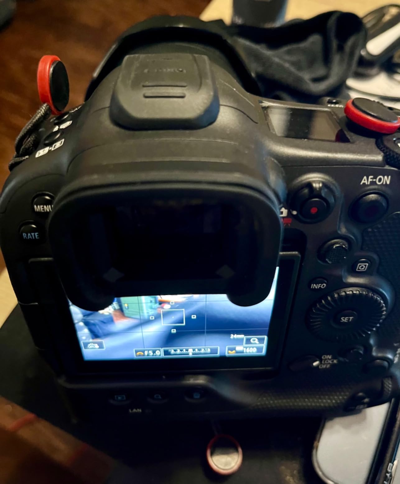 Think Tank Hydrophobia Eyepiece for Canon R5 Mark II Camera (EP-R5) customer photo 2