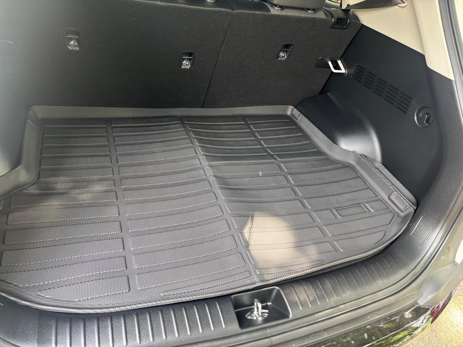 GINOWY-Floor Mats & Cargo Liner for Hyundai Ioniq 5 2025 2026 (with Unmovable Center Console), All Weather Car Floor Mat Custom Fit for 2025 Hyundai Ioniq 5 Accessories Rubber Mats Cargo Trunk Mat customer photo 1