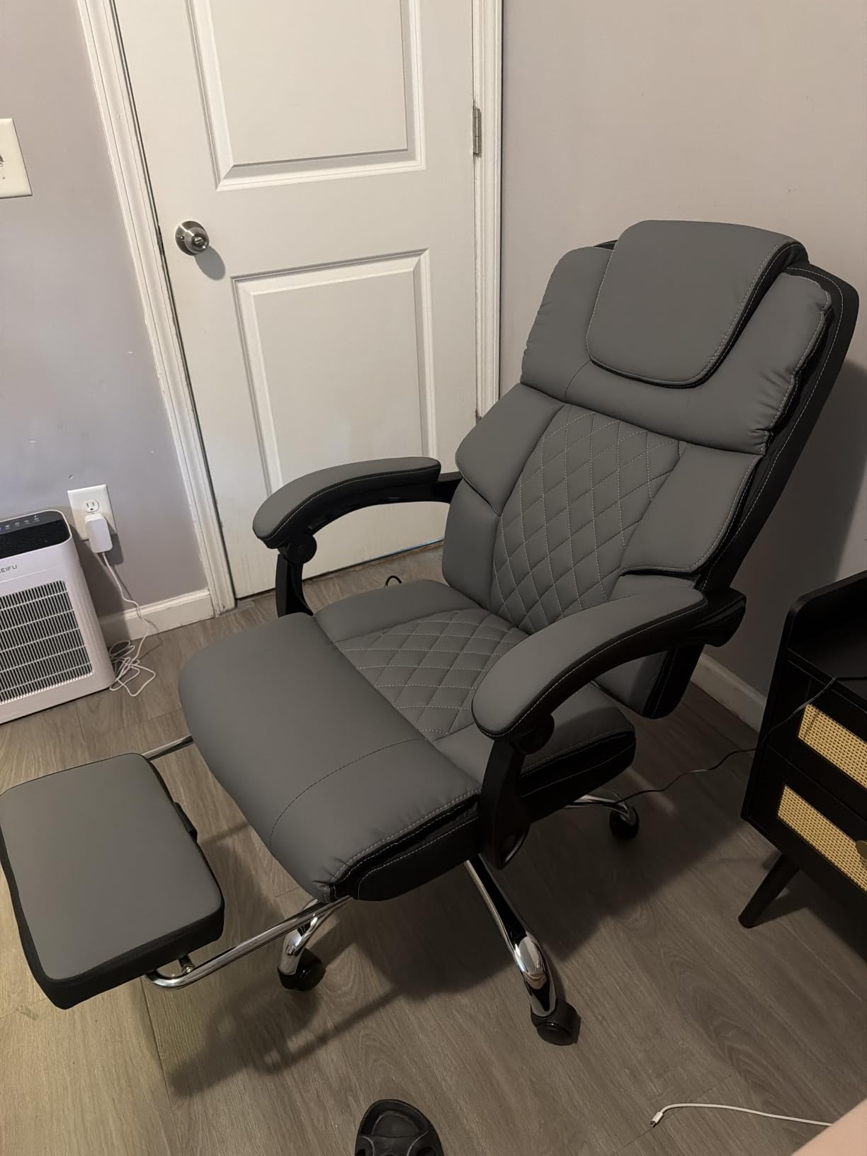Massage Office Chair 6 Points 500lbs with Footrest, Reclining Desk Chair with Vibration Heat, Executive Big and Tall Chairs for Heavy People, Adjustable Height Ergonomic Black customer photo 2