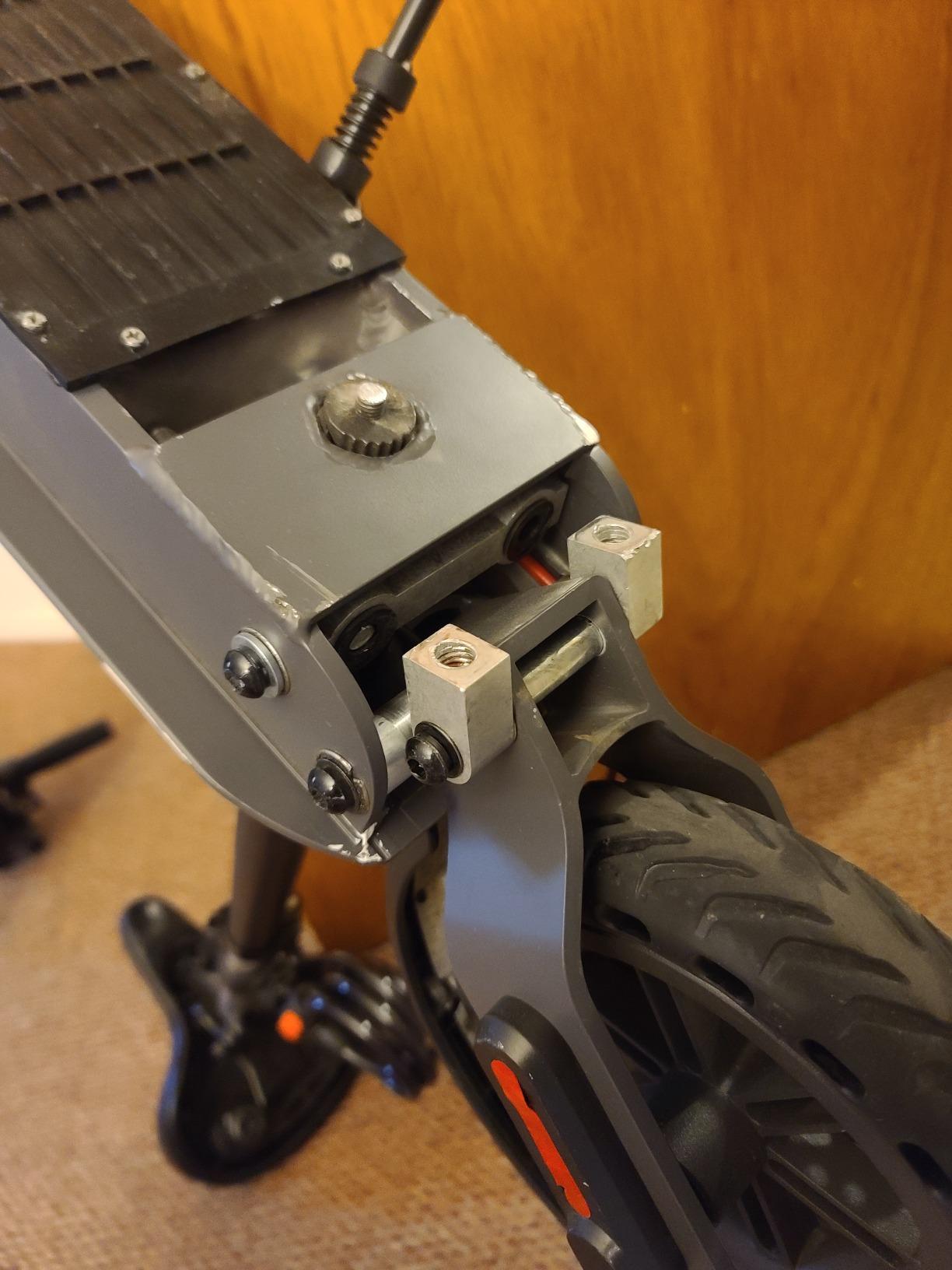 Hiboy U2 Pro Electric Scooter for Adults with Seat & Basket customer photo 2