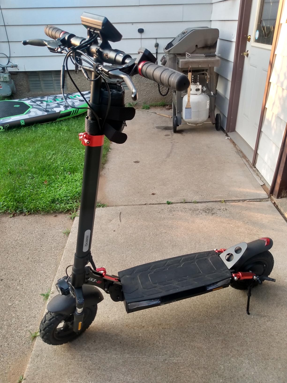 iScooter Electric Scooter for Adults,Off-Road Tires,Dual Suspension&Brakes customer photo 2