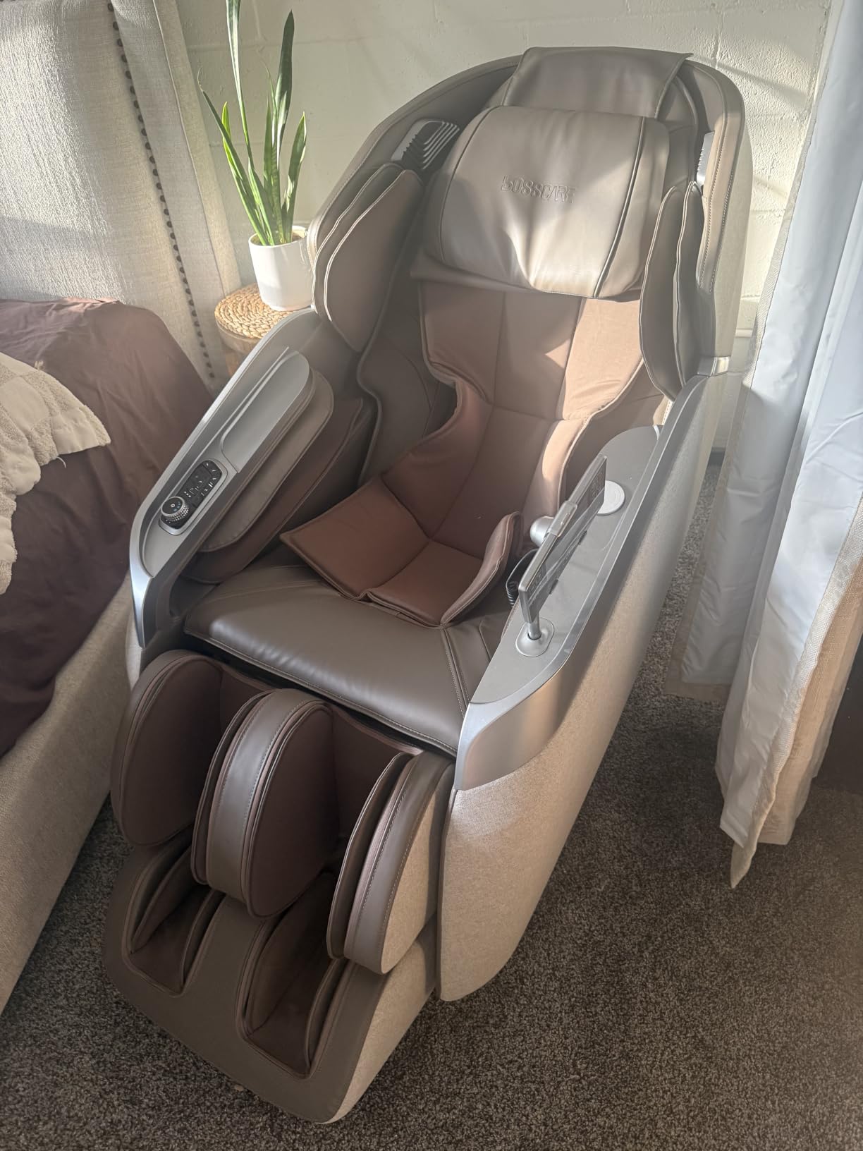 2026 4D Massage Chair Full Body, Zero Gravity 57