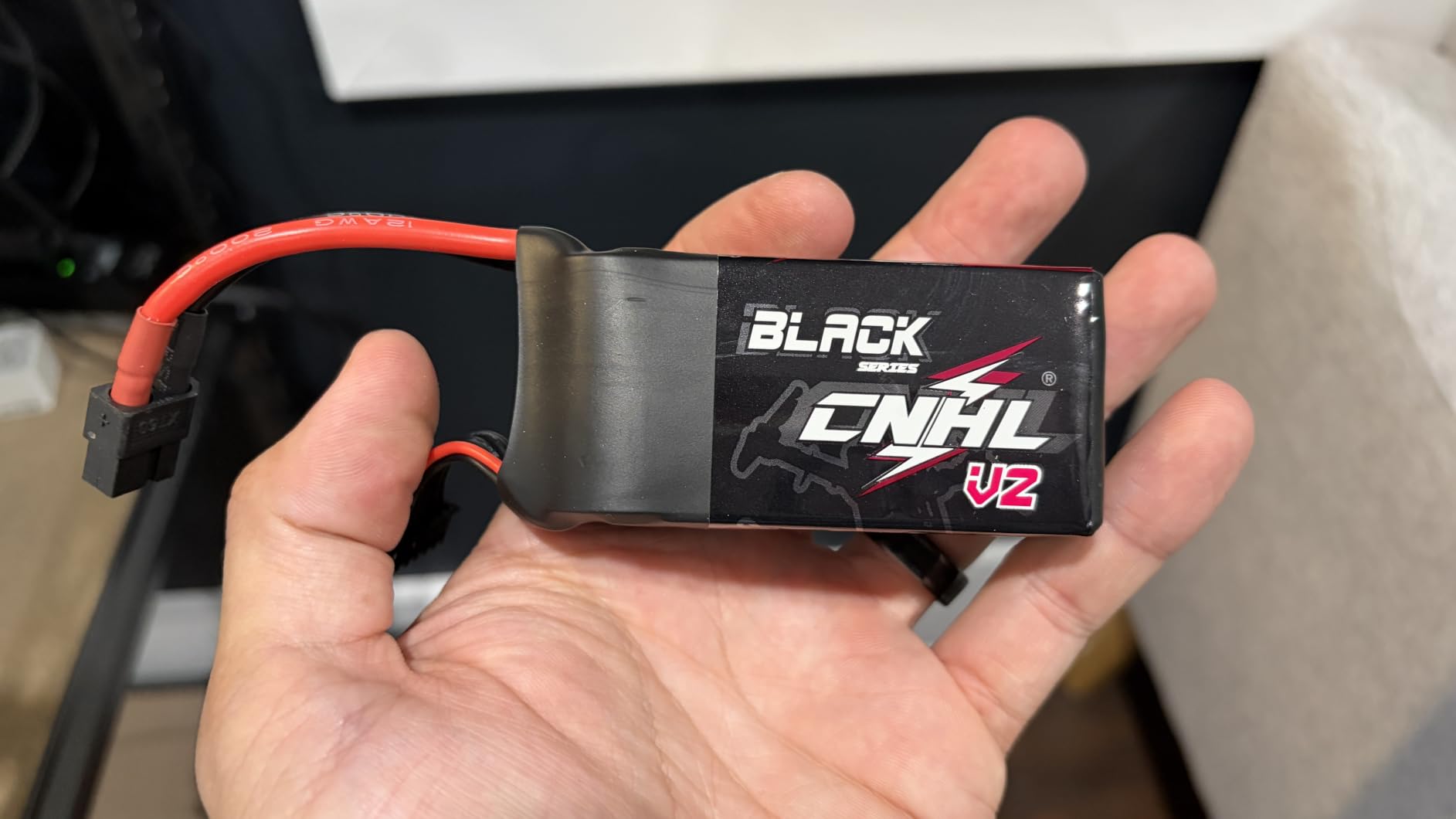 CNHL 1100mAh 6S LiPo Battery 22.2V 130C with XT60 Plug (2 Packs) | High discharge 6S LiPo battery perfectly designed for FPV racing drones, freestyle quadcopters, RC airplanes, and helis customer photo 1
