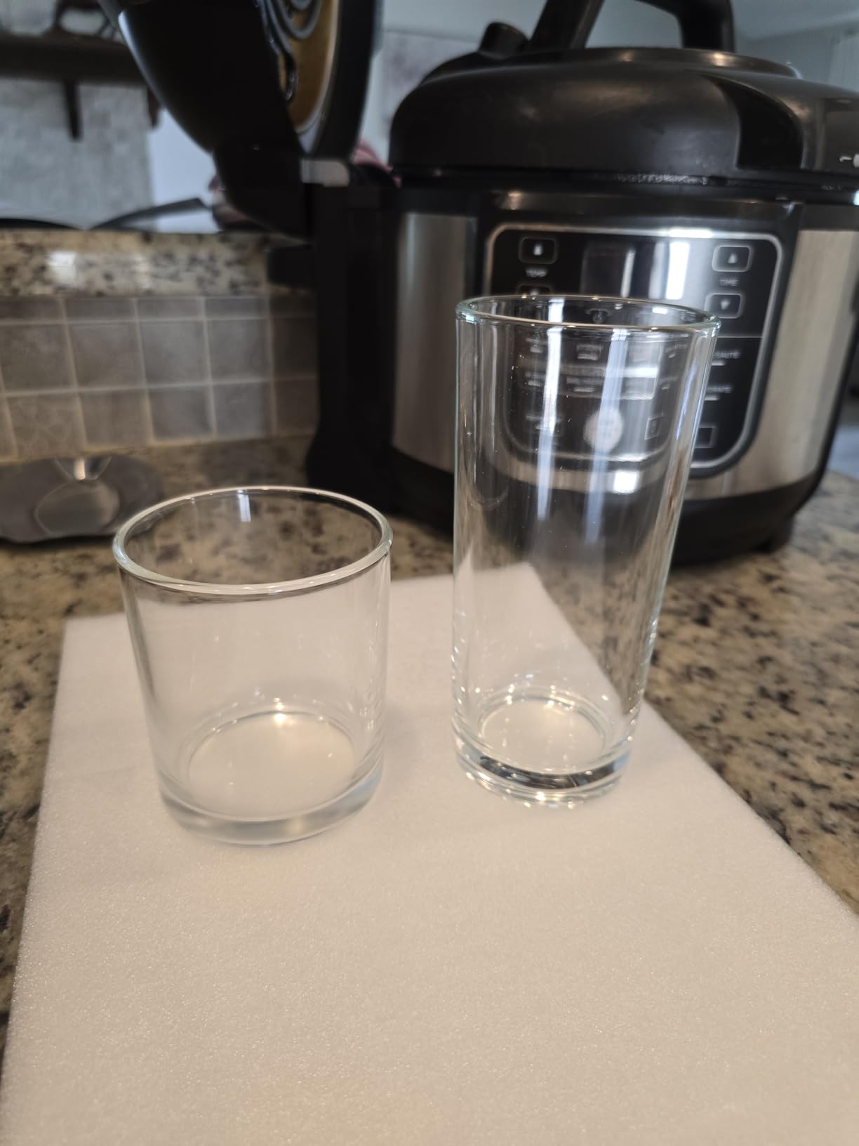 Everyday Drinking Glasses Set of 8, 14oz Tall Glass Cups & 10.5oz Short Dof Glasses Glass Water Cups, Hurricane Tumbler Drinkware for Cocktail, Iced Coffee, Beer, Tea, Wine, Whiskey customer photo 2