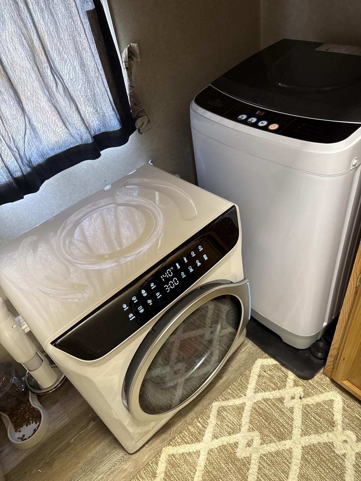 Auertech 3.6 CU. FT Clothes Dryer, Large Capacity Laundry Dryer with 12 Drying Modes & Stainless Steel Tub, Dryer Machine, Electric Dryer with LED Control for Busy Family Home, White customer photo 2