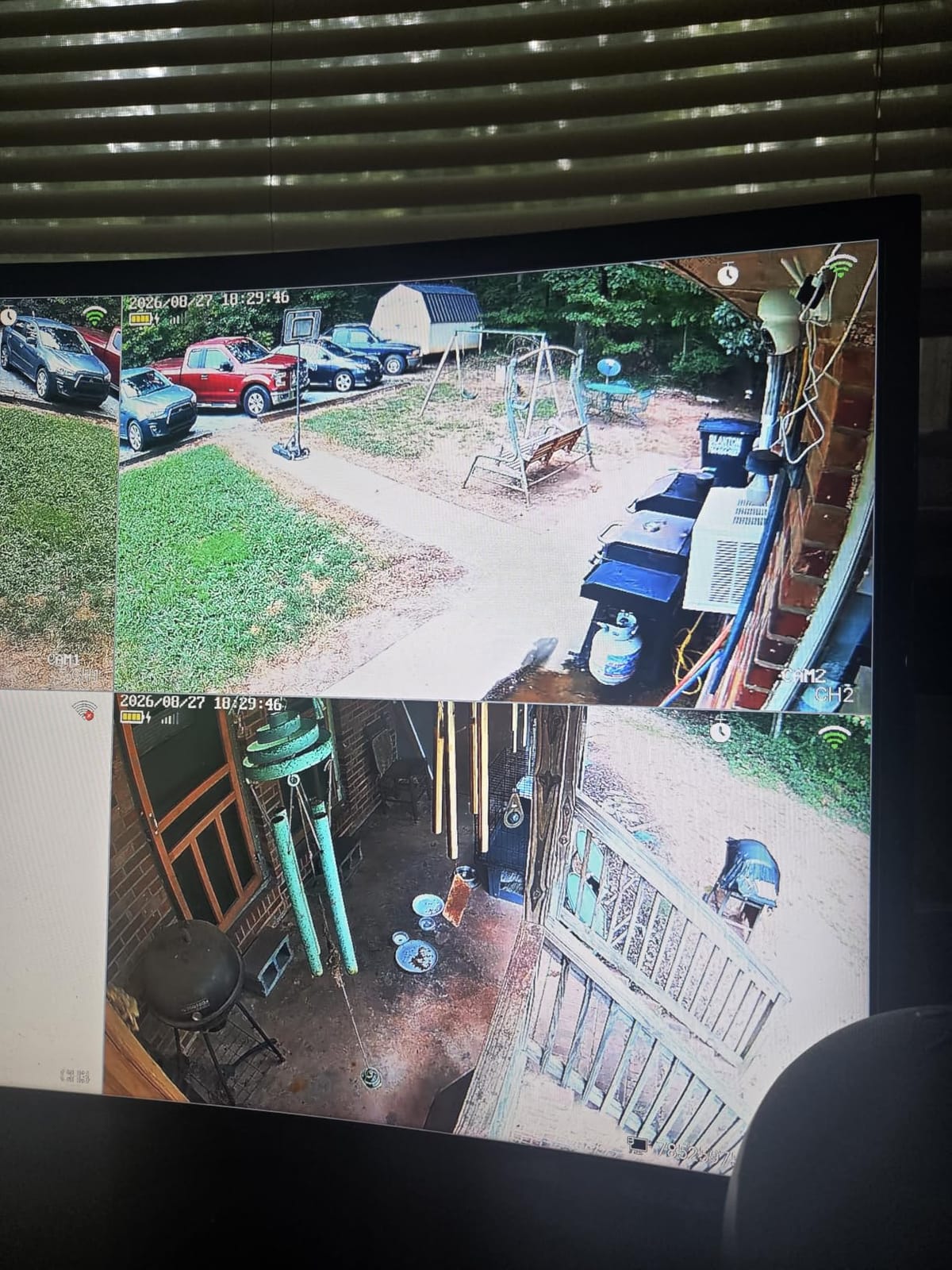 Hiseeu Solar Security Camera, 4MP 8-Cam Kit, 1TB HDD customer photo 2
