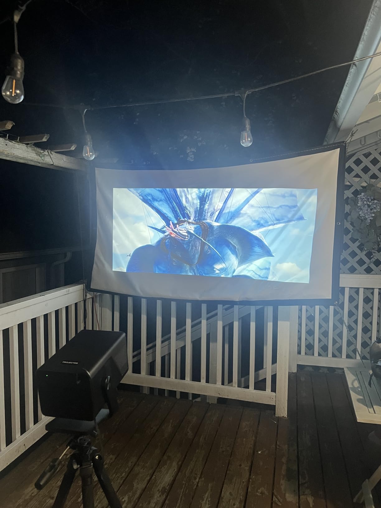 X7 2000 ANSI Smart Projector, 4K/8K Input Support, Native 1080P, 125% sRGB customer photo 1