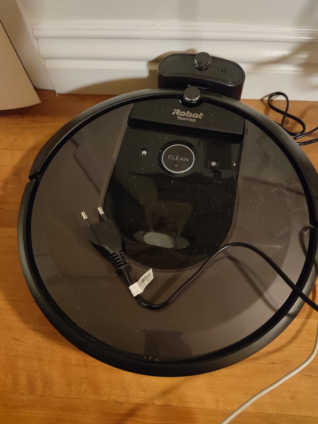 iRobot Roomba Max 775 Pet Robot Vacuum & Mop Combo, 30,000Pa Suction, Heated Mopping, Self-Cleaning Roller Mop, Retracting Mop Cover, Multifunction Dock, Heated Wash & Dry, AI Obstacle Avoidance customer photo 1