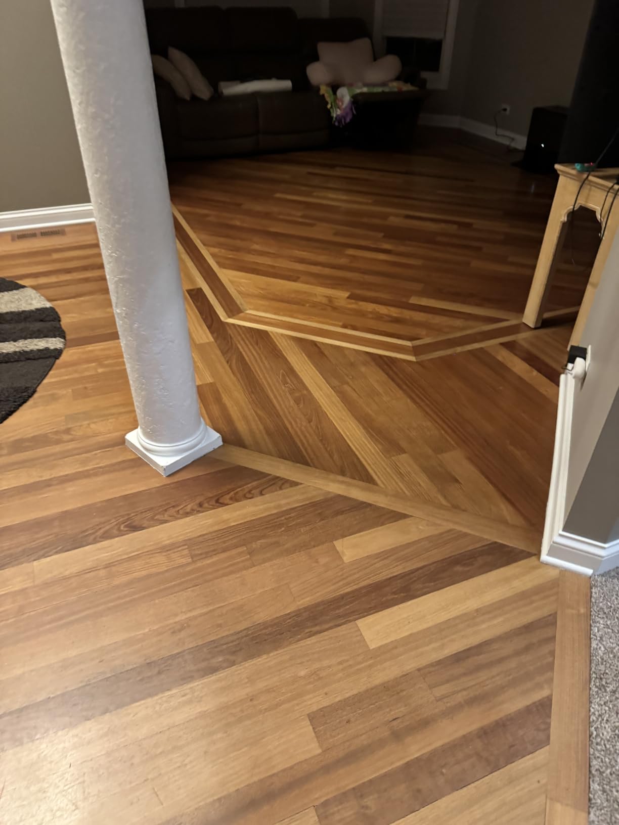 iRobot Roomba Max 775 Pet Robot Vacuum & Mop Combo, 30,000Pa Suction, Heated Mopping, Self-Cleaning Roller Mop, Retracting Mop Cover, Multifunction Dock, Heated Wash & Dry, AI Obstacle Avoidance customer photo 2