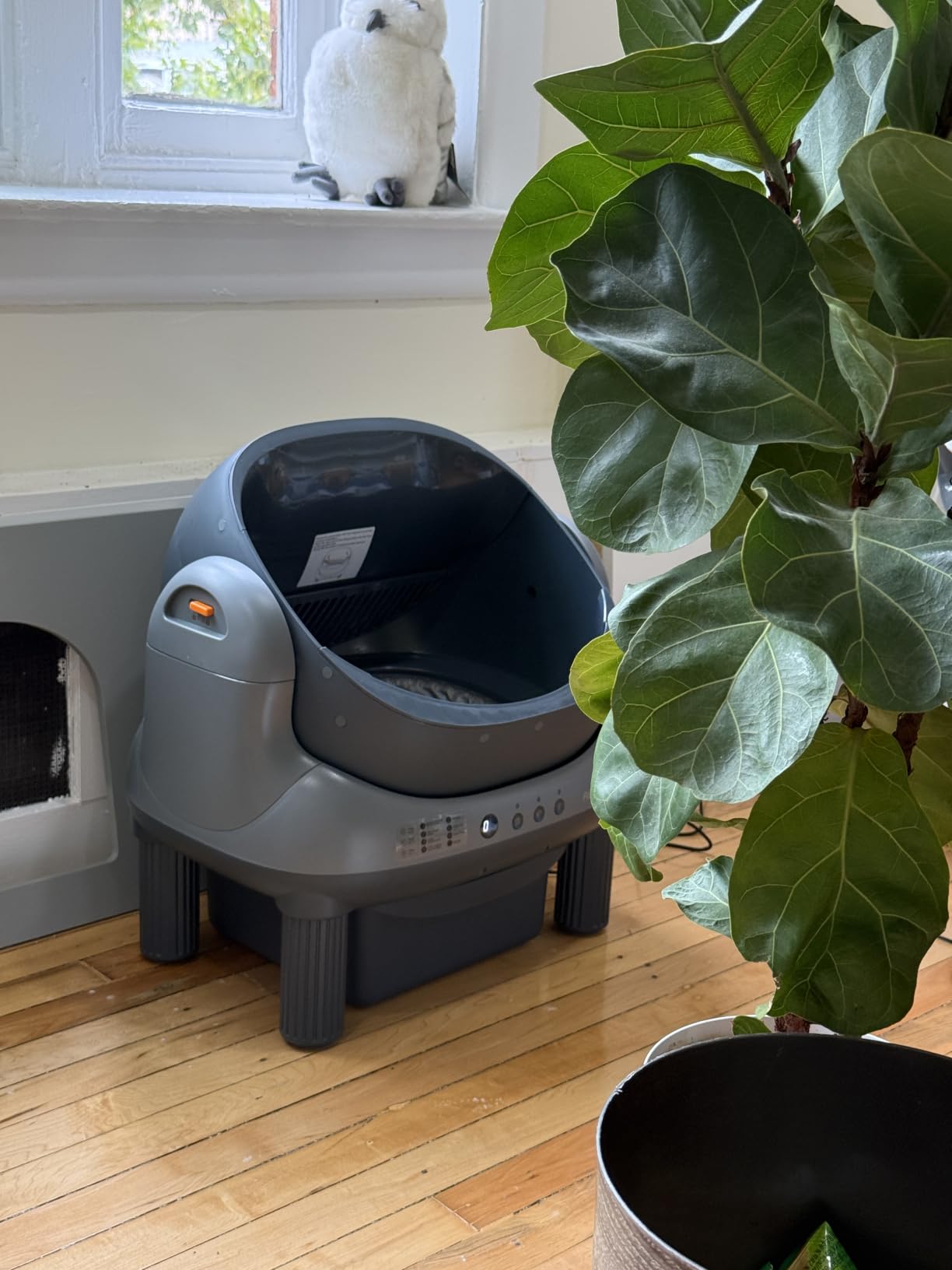 HHOLOVE Self Cleaning Litter Box, Open Top Automatic Litter Box, Safety Sensors Protection, App Control for Multiple Cats, Odor Control Includes 1 roll Liner, Large Waste Bin (Matte Gray) customer photo 2