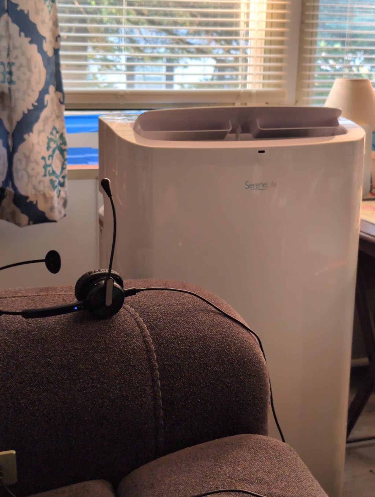 SereneLife 14,000 BTU Portable Air Conditioner with Dehumidifier, Heat, & Fan | Portable AC Unit for Wide Area Climate Control | Compact Standing Air Conditioner with Window Kit customer photo 1