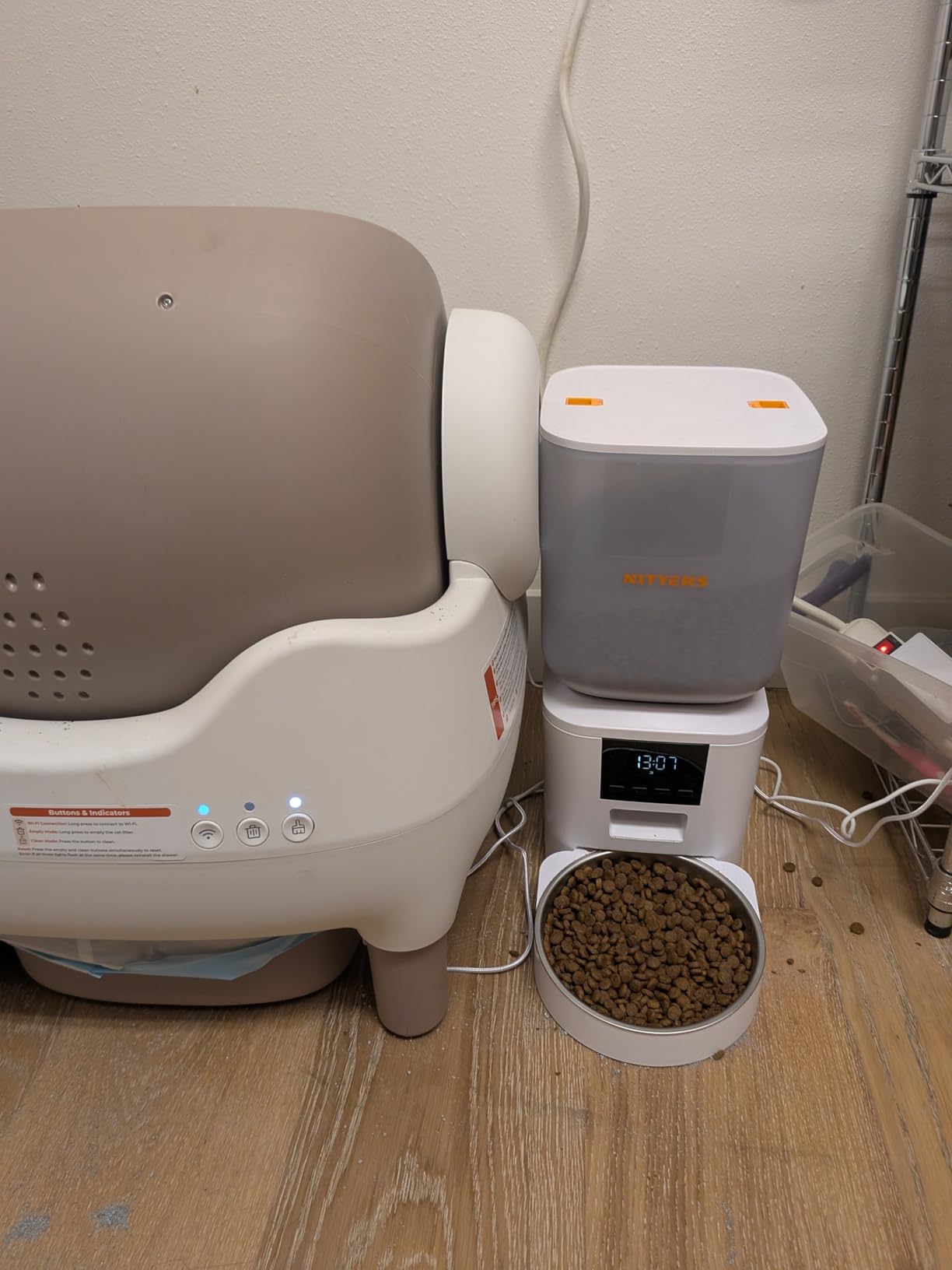 Automatic Cat Feeder for 2 Cats with 2K Cameras - 8L/ 34 Cups Dual Dog Food Dispenser for 2-18mm Dry Food, 2.4G&5G WiFi, Night Vision, 2-Way Talk, Up to 99 Portions 15 Meals Per Day, 10s Voice customer photo 1