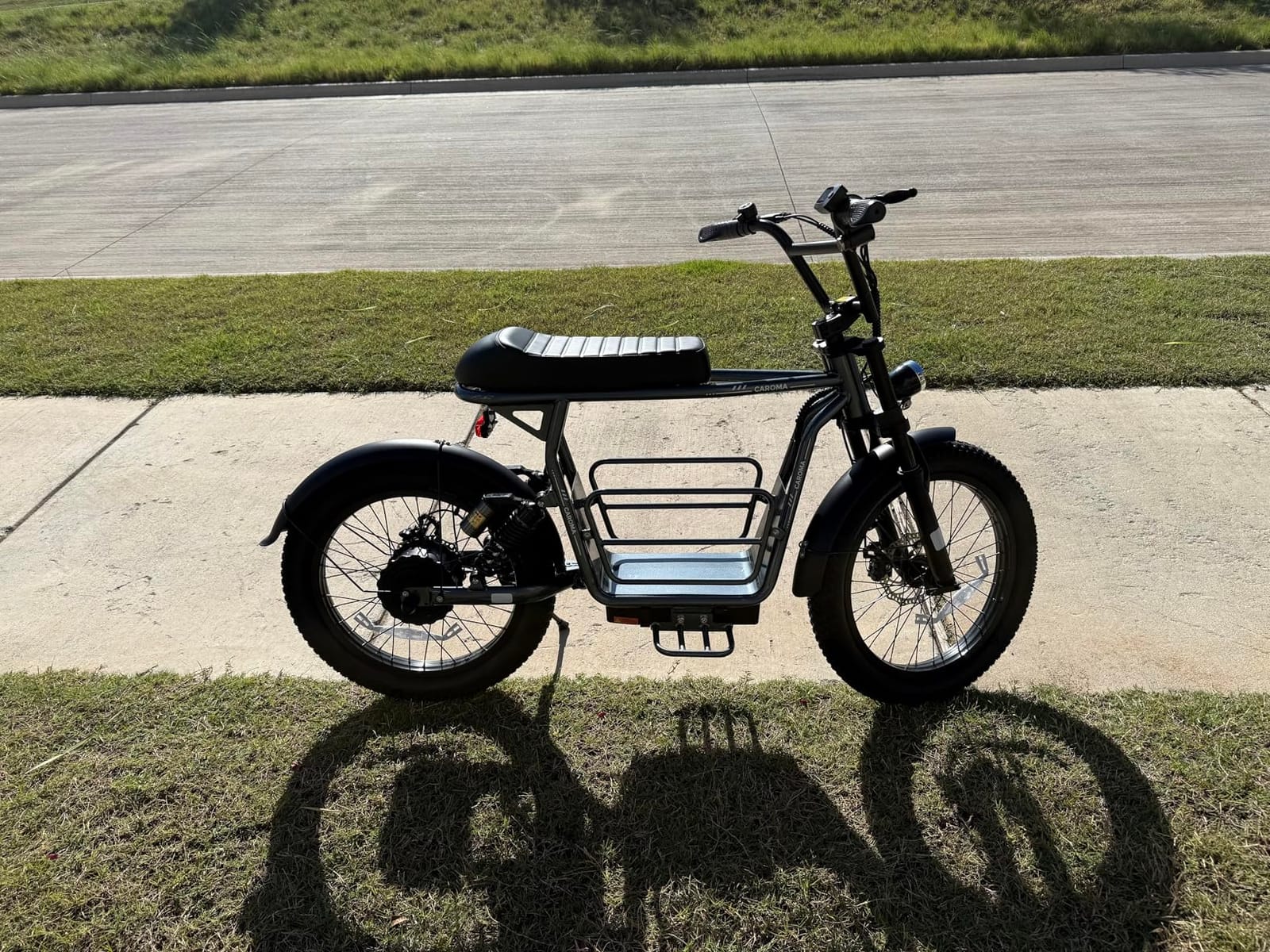 Caroma 1200W Peak Electric Scooter with Seat for Adults, UL 2272 Certified customer photo 1