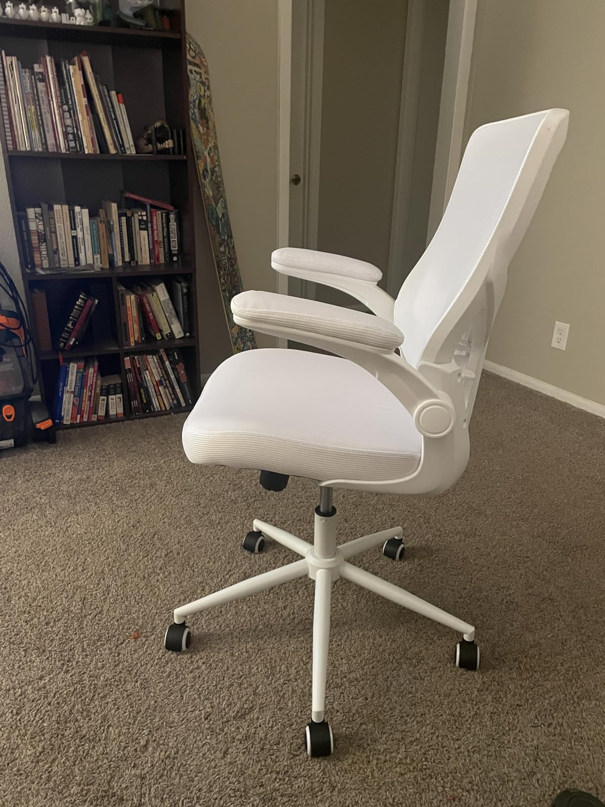 CYKOV Ergonomic Office Chair with Footrest, Reclining Mesh Back, 350 Lbs customer photo 1