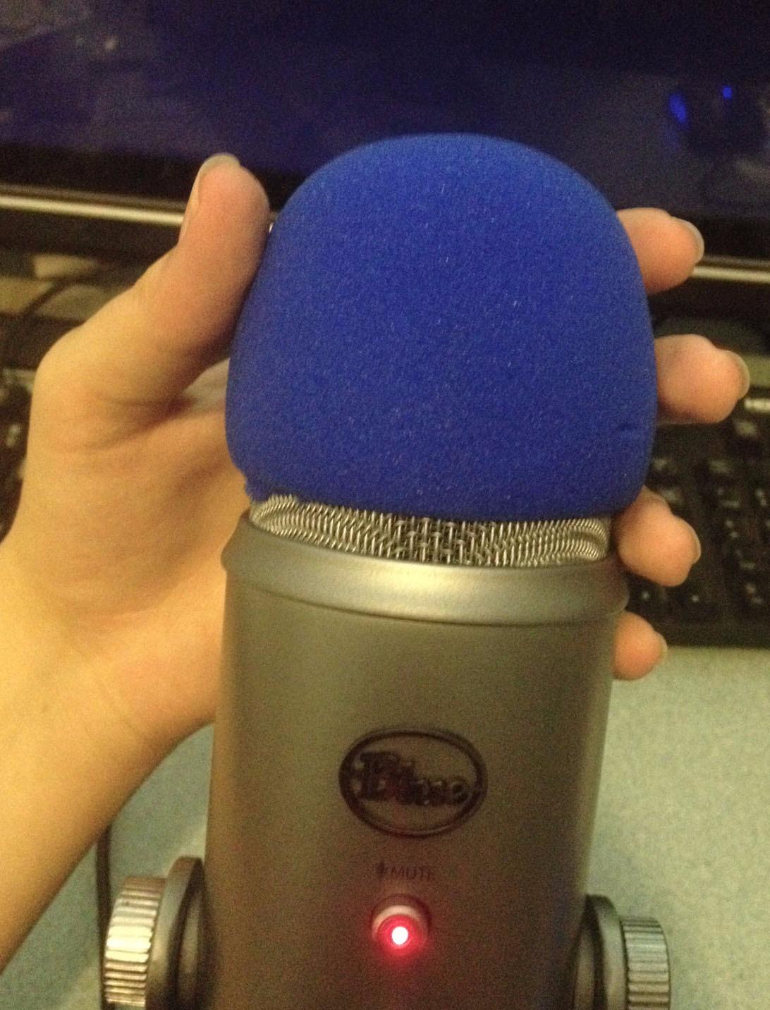 On-Stage Foam Ball-Type Microphone Windscreen, Black customer photo 2