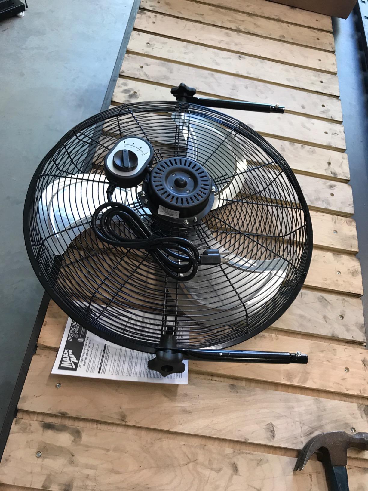 Maxx Air 20 Inch Fan, High Velocity Floor Fan with 2250 CFM, 3-Speed Metal Floor Fan for Indoor Use, Tilting Design, Efficient Air Circulation, Durable Construction for Home or Office customer photo 2