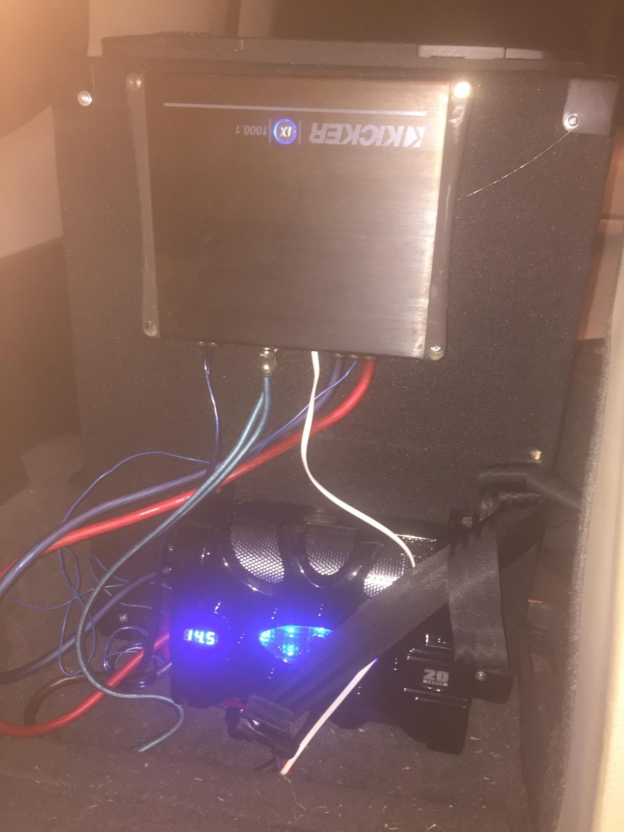 Planet Audio PC20F 20 Farad Car Capacitor, Energy Storage, Enhanced Bass customer photo 1