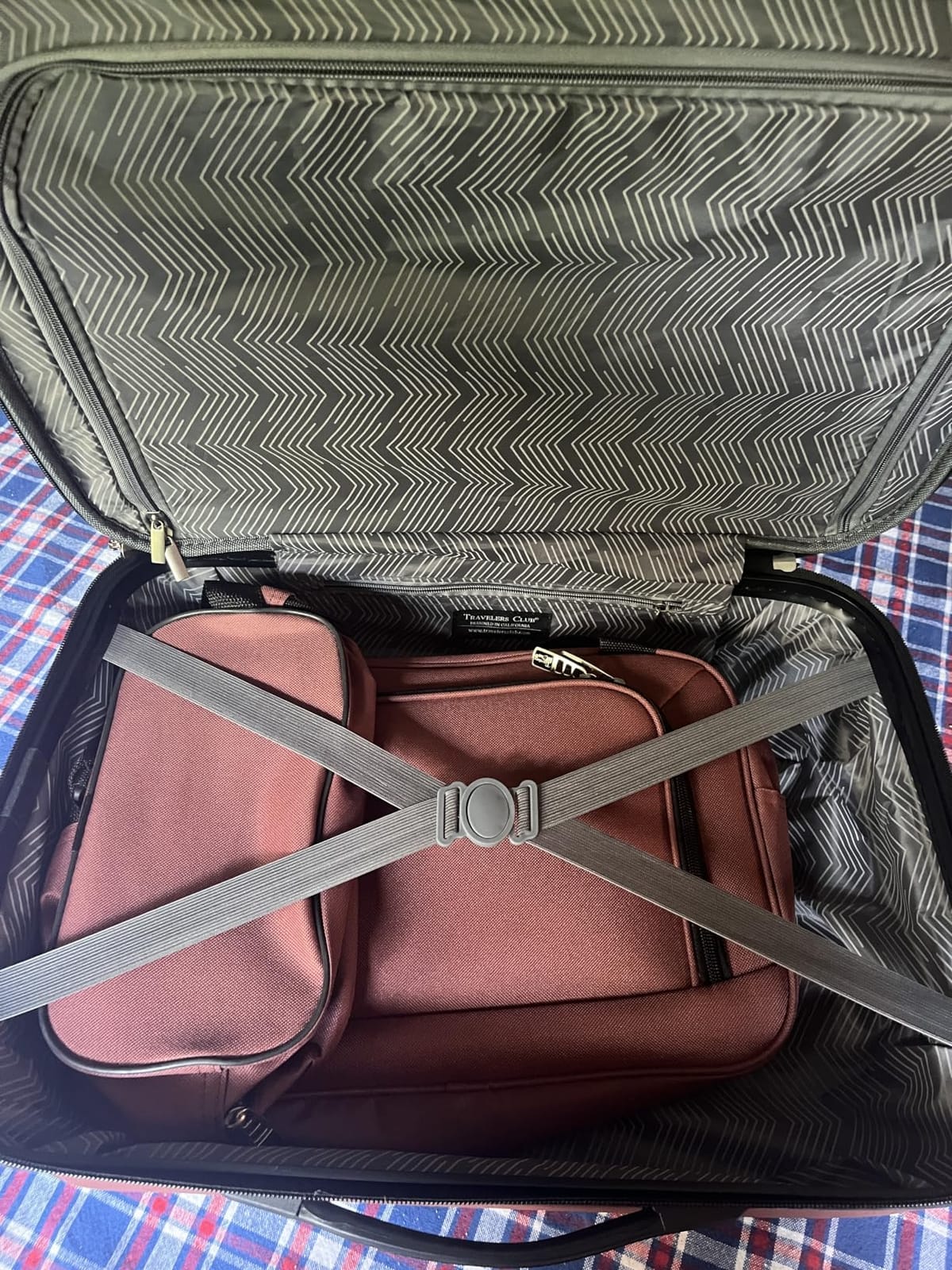 Travelers Club Chicago Carry-On customer photo 2