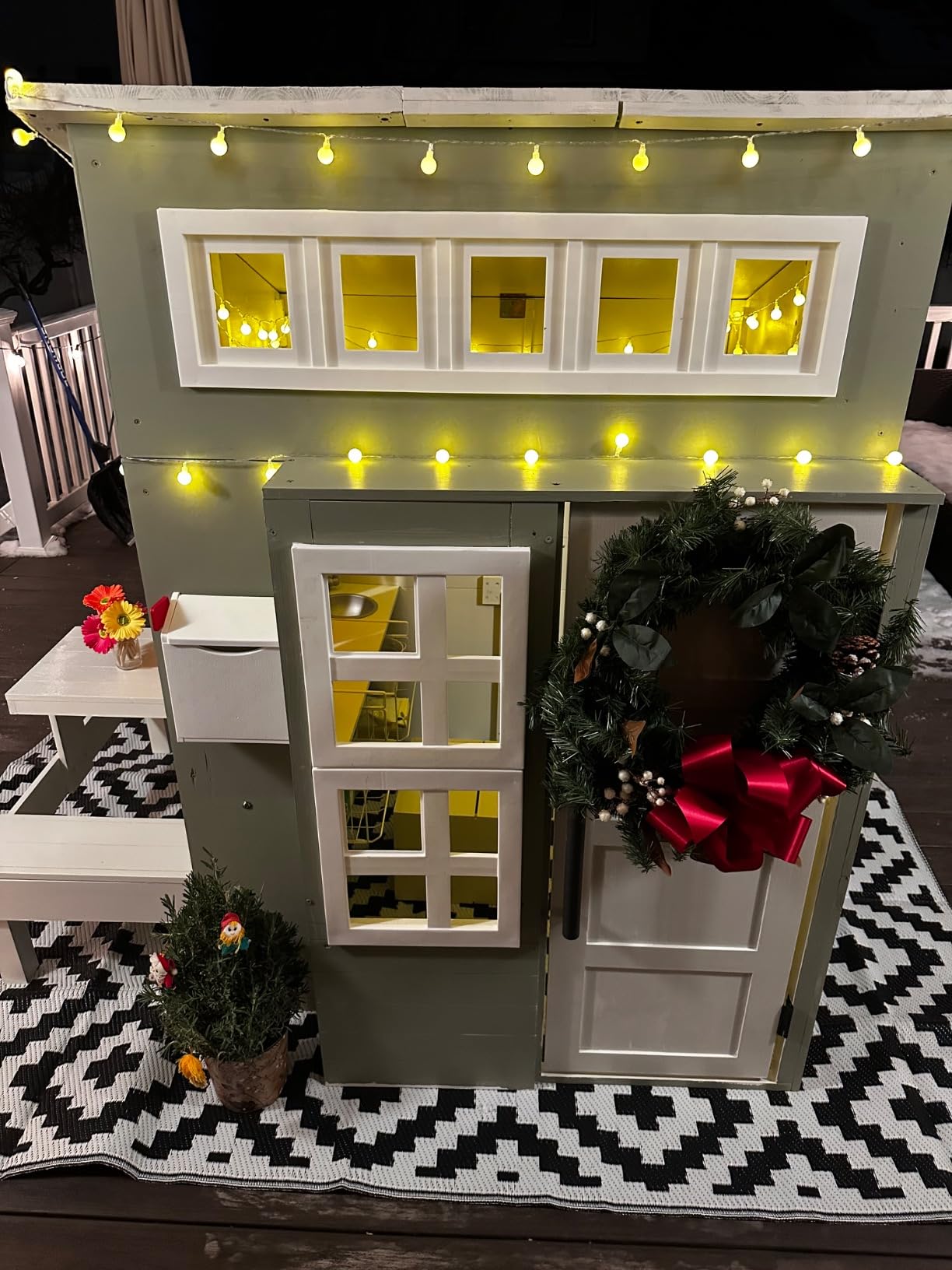 KidKraft Modern Outdoor Wooden Playhouse with Picnic Table, Mailbox and Outdoor Grill ,Gift for Ages 3+ customer photo 2