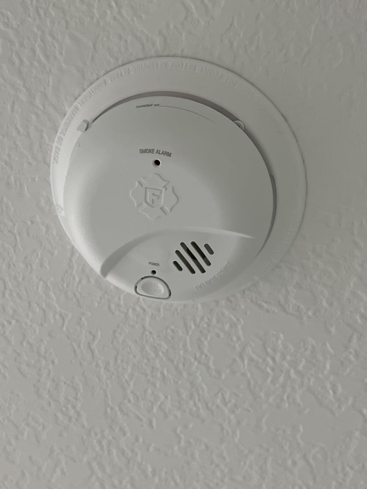 BRK First Alert 9120BFF/ SMI100-AC Smoke Detector, Hardwired Alarm with Battery Backup, White, 1-Pack customer photo 2