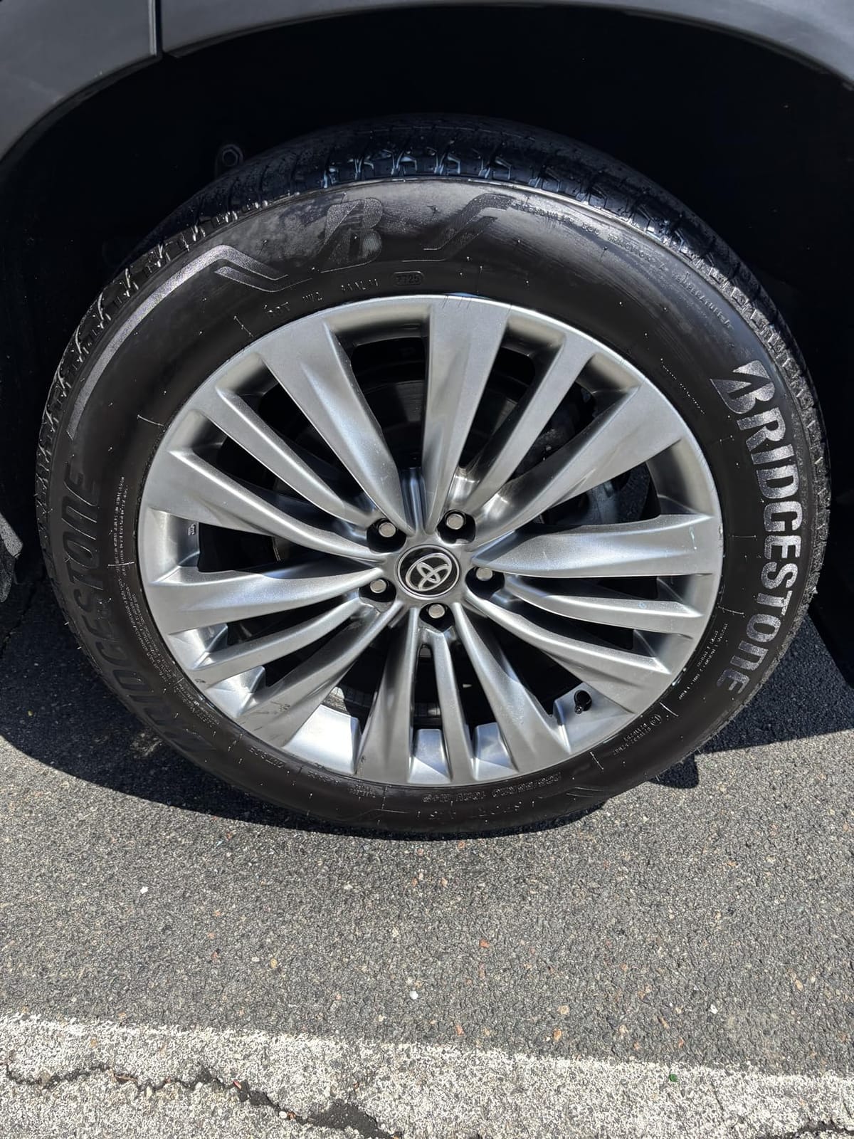 Chemical Guys, Tire Kicker Extra Glossy Tire Shine for Rubber & Trim, 16 oz customer photo 2