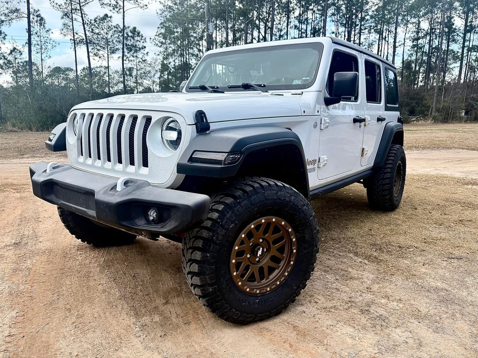 Crosswind M/T Mud-Terrain Radial Tire-LT275/70R18 125/122Q LRE 10-Ply customer photo 2