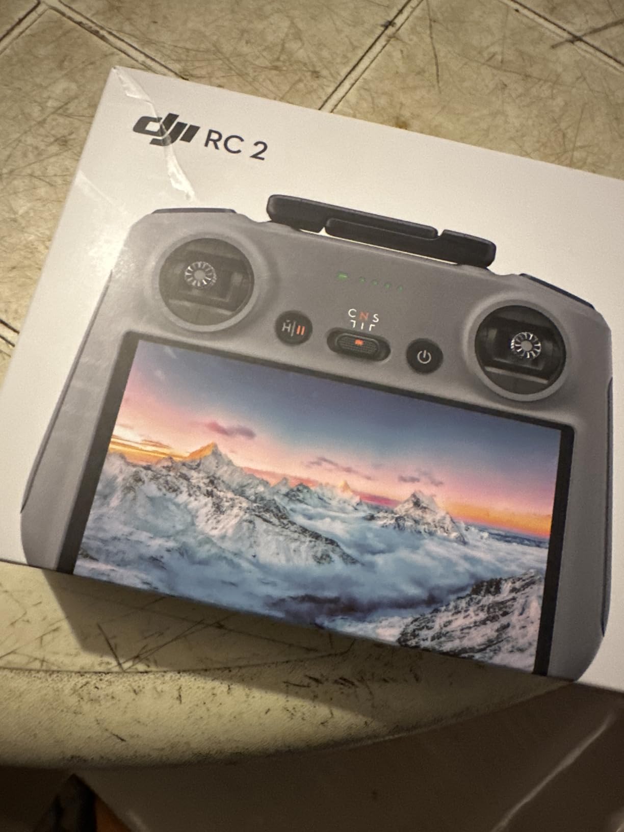 DJI RC 2, Remote Controller with Next-Gen Processor, 20km O4 Transmission, 5.5-inch FHD Screen, 2T4R Antennas, Smart Controller for Drones, Light and Compact customer photo 1