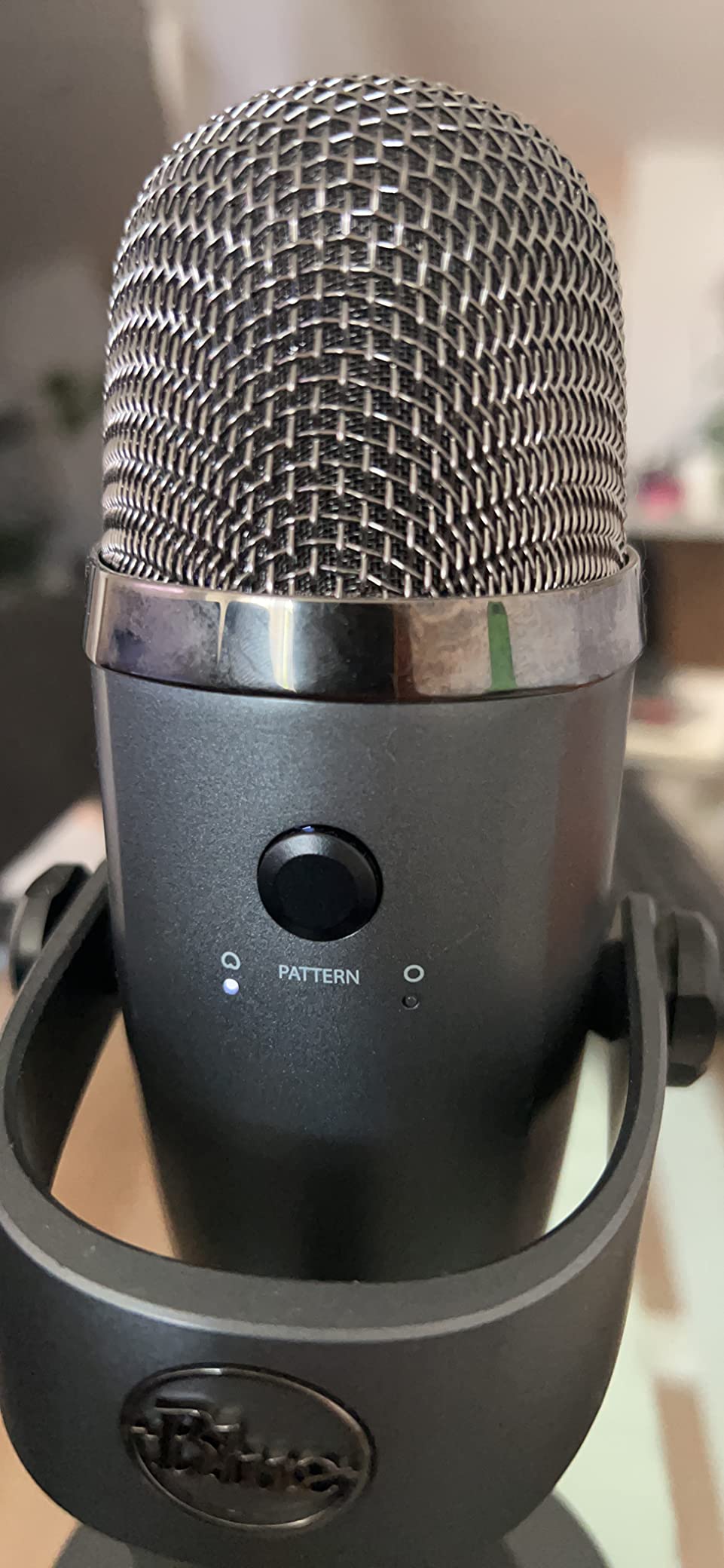 Logitech for Creators Blue Yeti Nano USB Microphone for Gaming, Streaming, Podcasting, Twitch, YouTube, Discord, Recording for PC and Mac, Plug & Play -Blackout customer photo 1