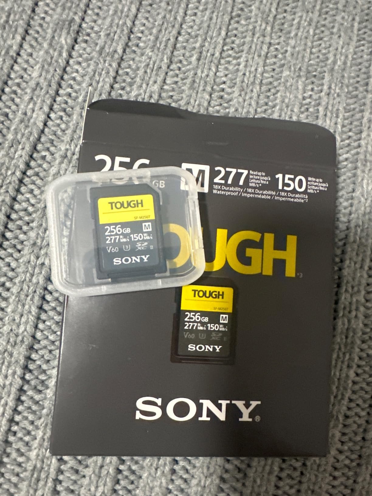 Sony TOUGH-M series SDXC UHS-II Card 128GB, V60, CL10, U3, Max R277MB/S, W150MB/S (SF-M128T/T1) customer photo 2