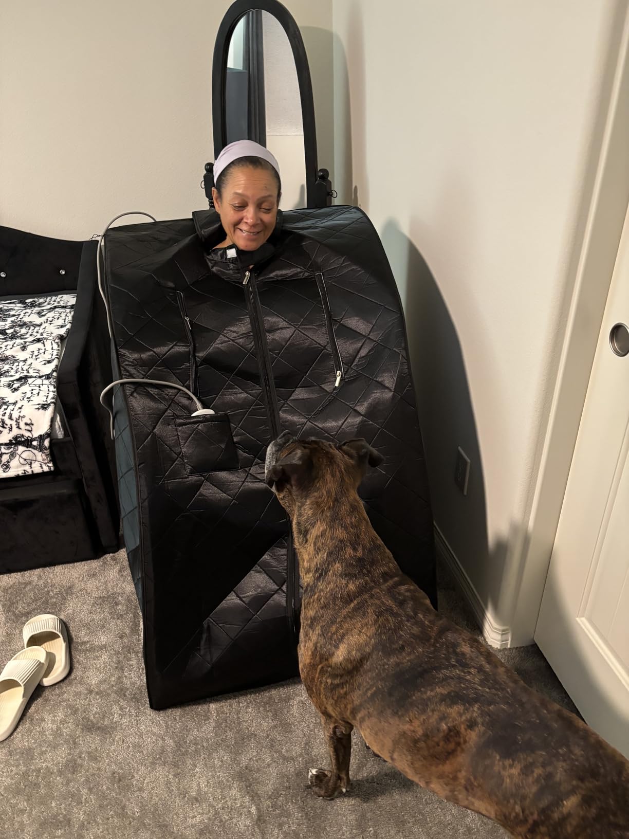 ZONEMEL Portable Infrared Sauna, 1 Person at Home Full Body Sauna, Individual Home Spa Tent with Heating Foot Pad, Upgraded Sauna Chair (L 27.6’’ x W 31.5’’ x H 37.8’’, Black) customer photo 2