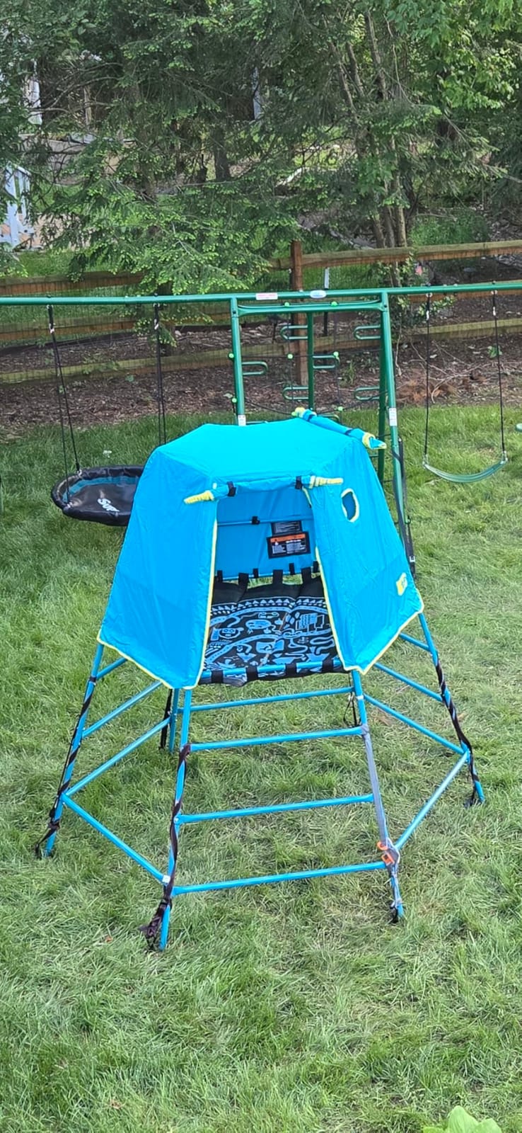 Explorer 2 Jungle Gym Climbing Set with Adjustable Steel Frame, Weather-Resistant Canopy & Platform, Outdoor Playset and Playground Equipment for Kids Ages 3-12, 220 lbs Capacity customer photo 1