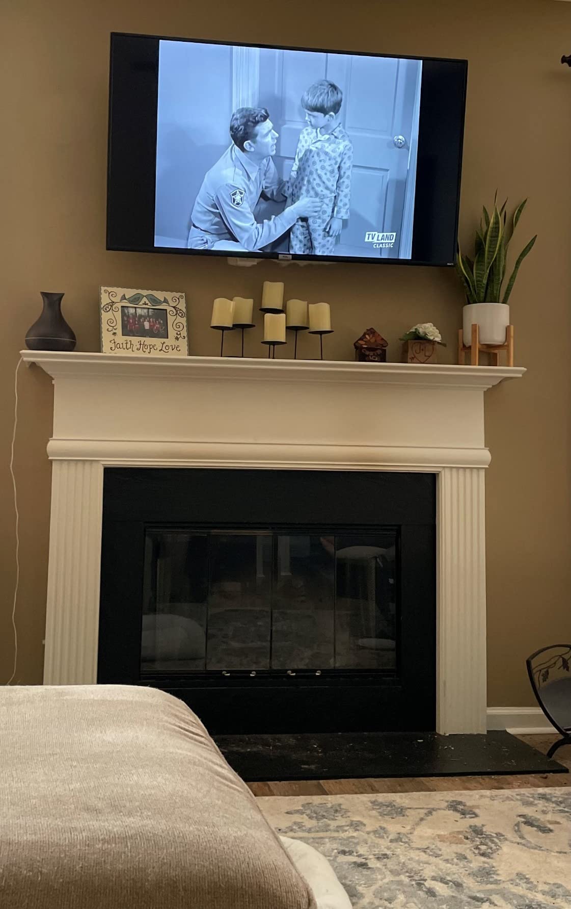 TCL 50-inch Class 4-Series 4K UHD Smart Roku LED TV - 50S435, 2021 Model customer photo 1