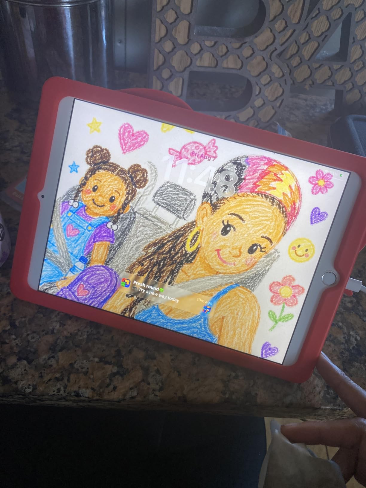 Apple iPad 8th Gen Renewed customer photo 1